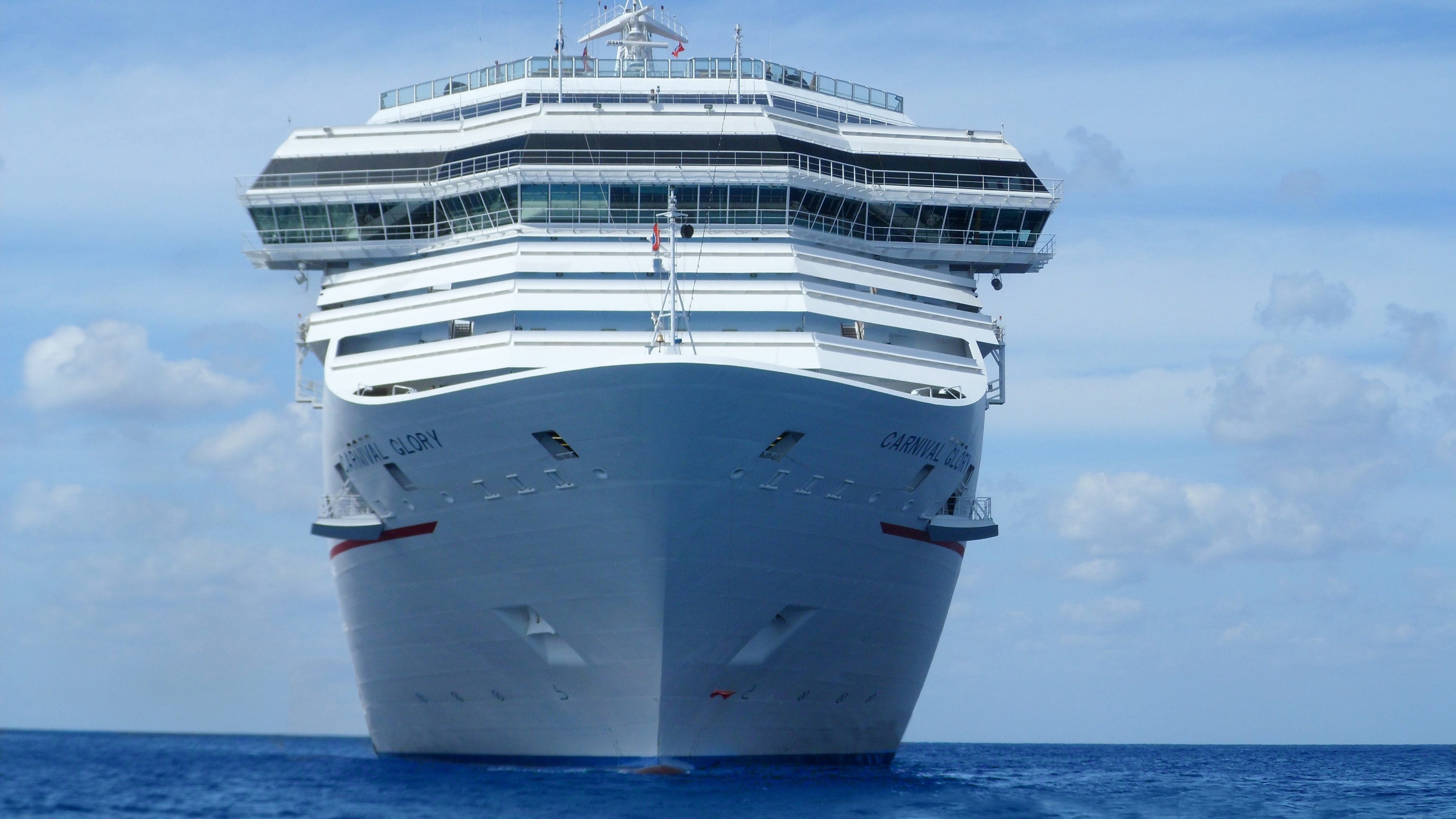 Cruiser (Ship): Carnival Glory, A Conquest-class cruise liner operated by Carnival Cruise Line. 3840x2160 4K Wallpaper.