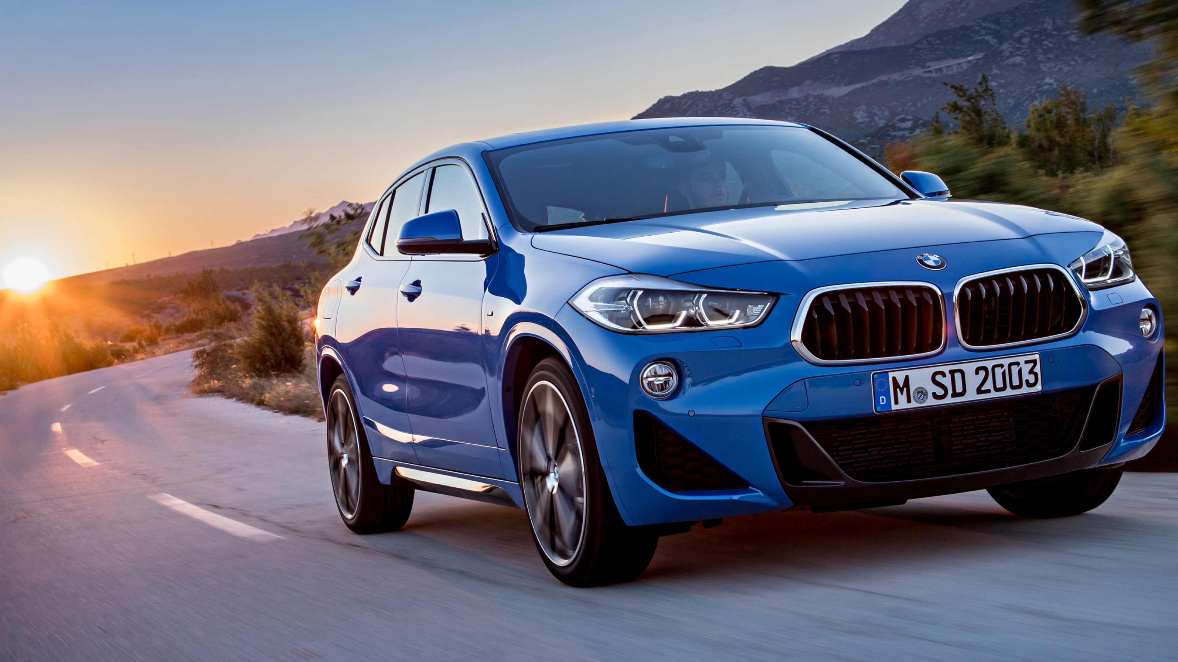 BMW X2, Exquisite craftsmanship, Sporty aesthetics, Cutting-edge technology, 3840x2160 4K Desktop