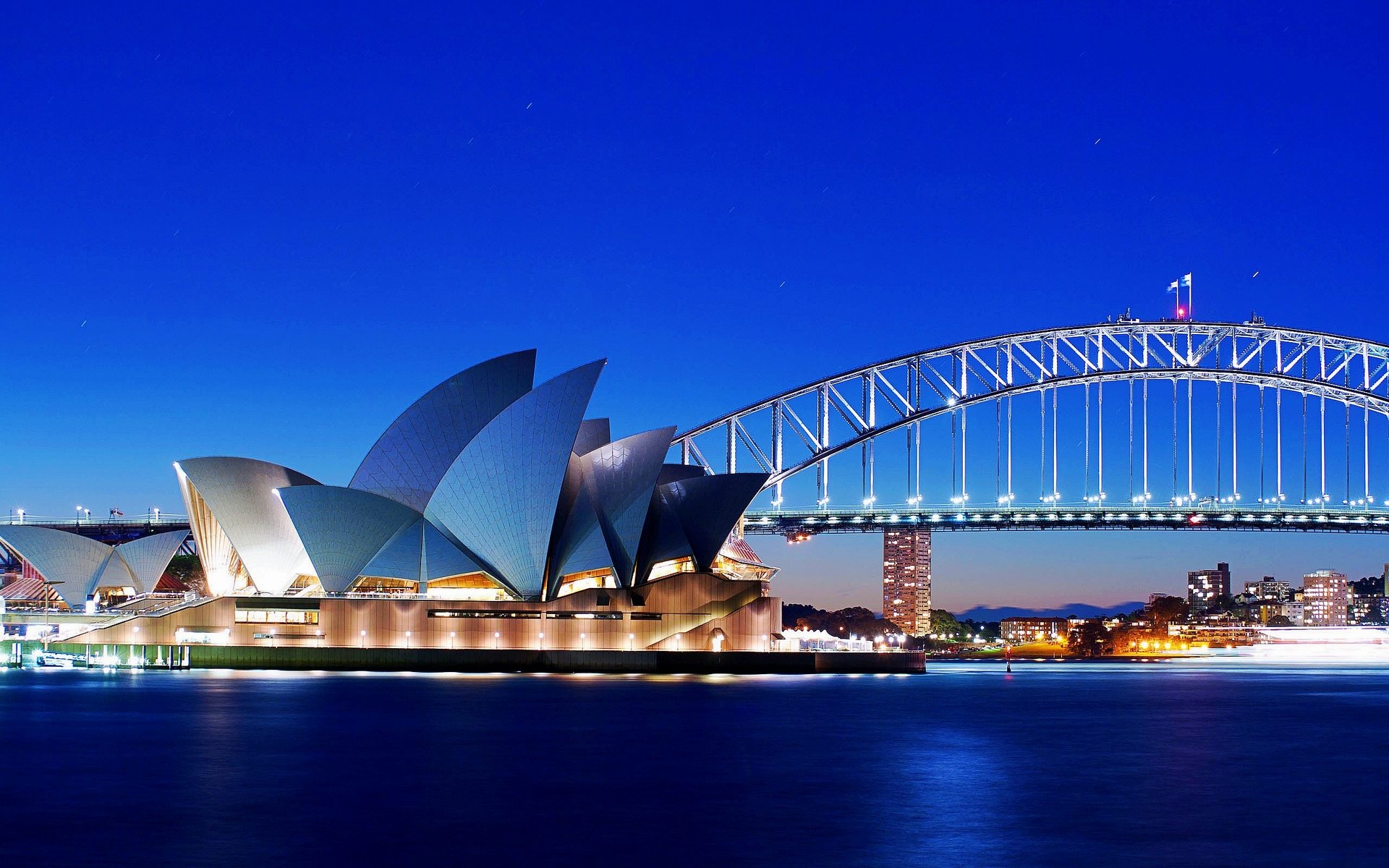 Sydney: Opera House, The Royal National Park is a protected area located south of the city. 1920x1200 HD Wallpaper.