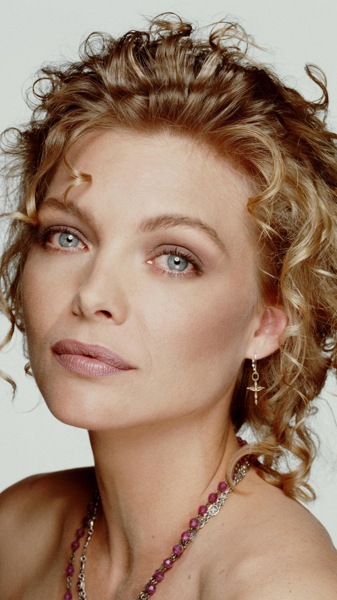 Michelle Pfeiffer, Download wallpapers, High resolution, Mobile, 1080x1920 Full HD Handy