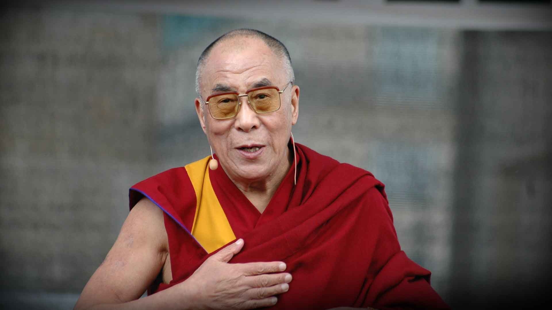 Dalai Lama: Set up a government-in-exile in Dharmsala, India. 1920x1080 Full HD Wallpaper.