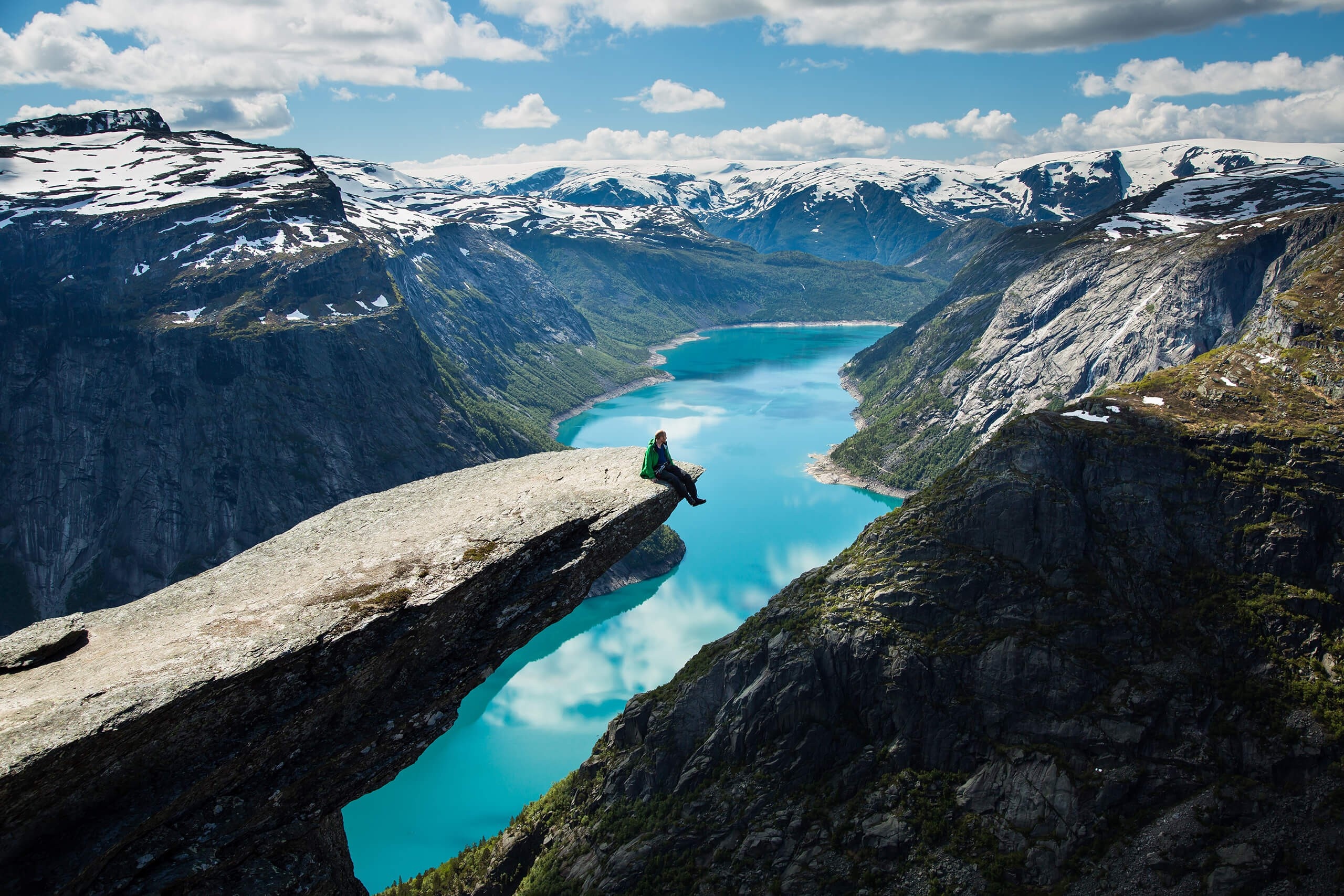 Norwegian majesty, Iconic Trolltunga, Nature's grandeur, Wanderlust adventure, 2560x1710 HD Desktop