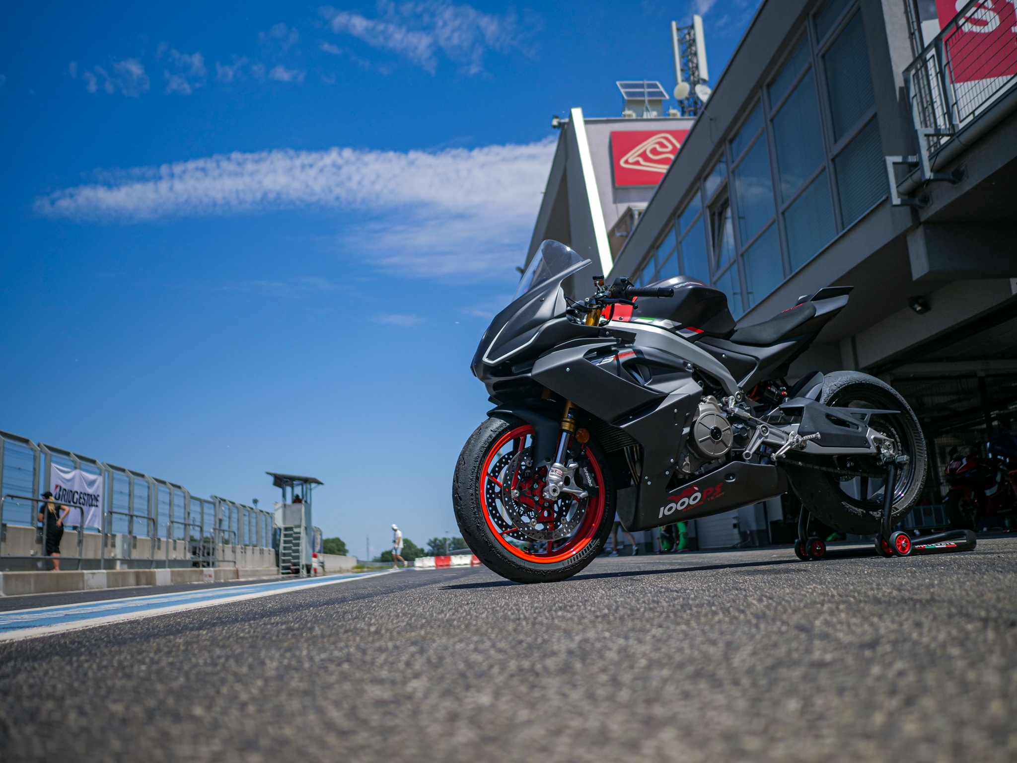 Aprilia RS 660, Trackday tune-up, High-performance beast, Speed and agility, 2050x1540 HD Desktop