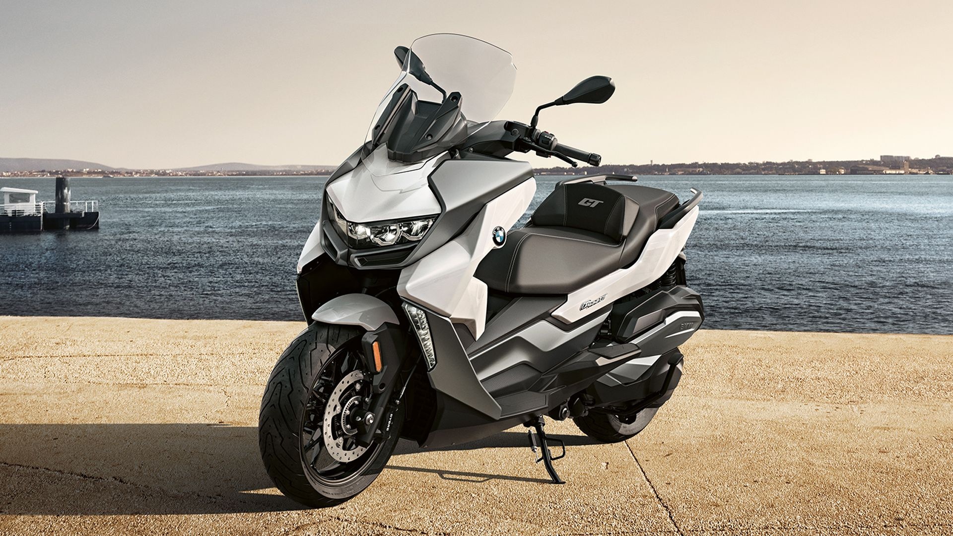 BMW C 400 GT, Exceptional performance, BMW Motorrad excellence, Dynamic scooter, 1920x1080 Full HD Desktop