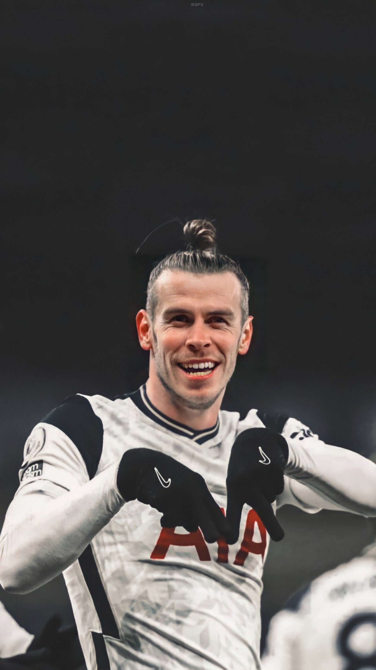 Gareth Bale: Tottenham Hotspur training session, One of the greatest Welsh players of all time. 1300x2310 HD Wallpaper.