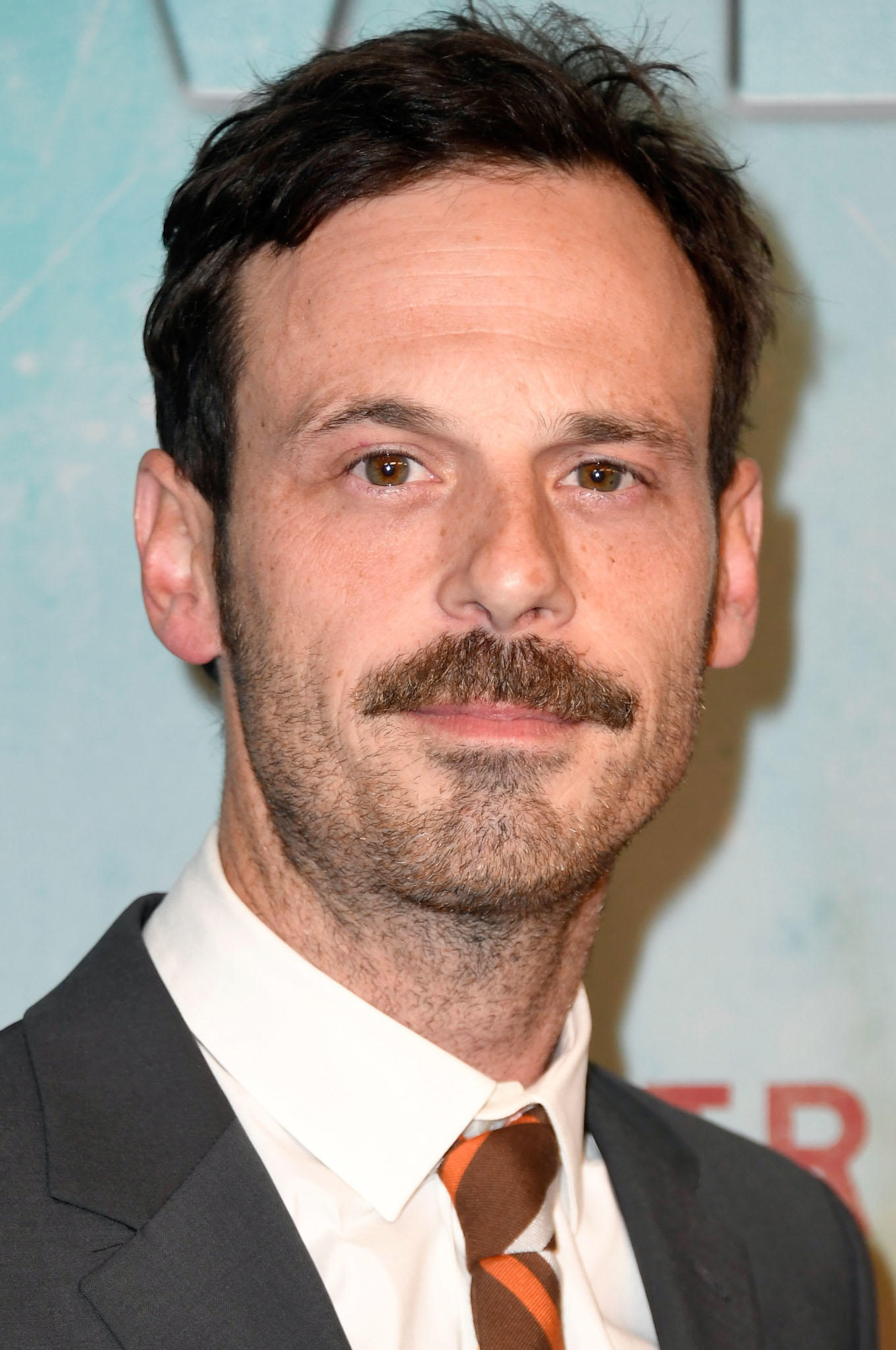 Scoot McNairy movies, Free McNairy images, Filmography, Actor, 1370x2050 HD Phone