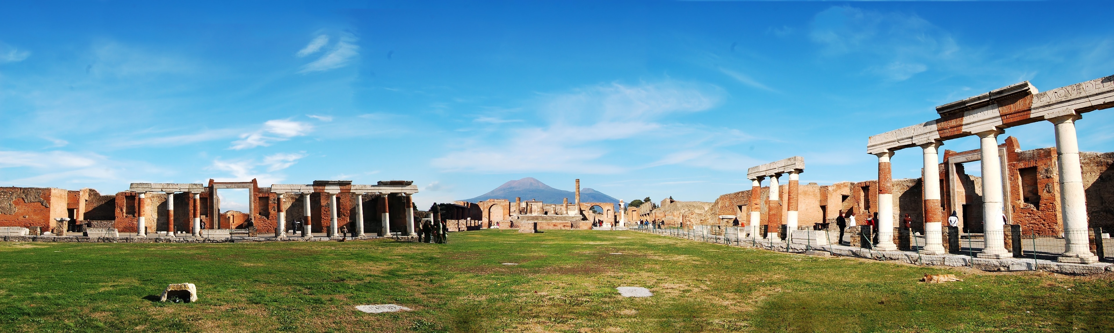 Archaeological park, Pompeii villas, Vacation rental, Italy, 3840x1160 Dual Screen Desktop