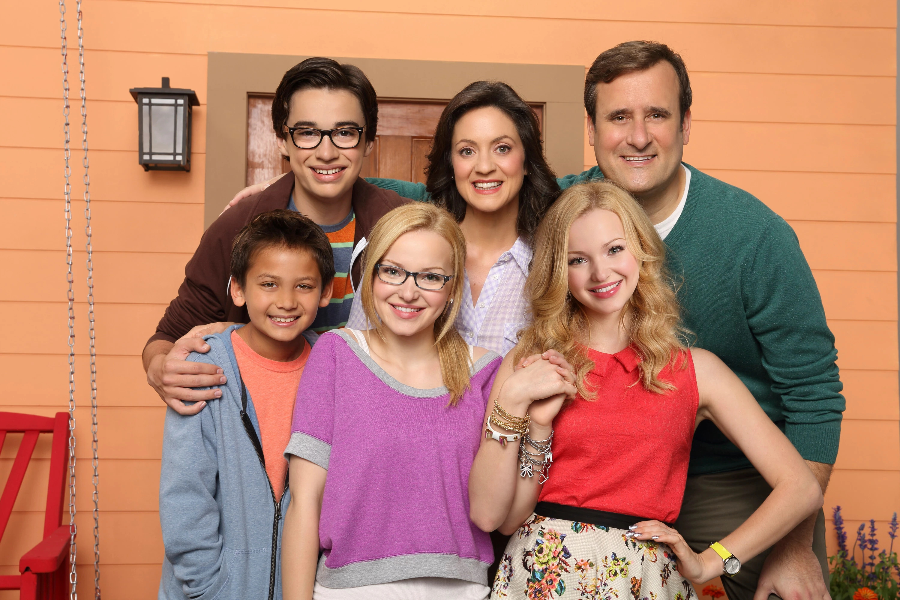 Liv and Maddie, How to stream, Viewing guide, TV show, 3000x2000 HD Desktop
