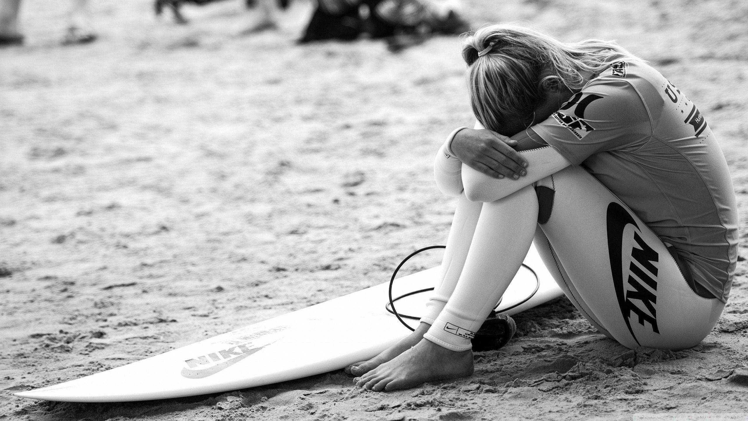 Surfing: Monochrome short boarding woman athlete, 2020 Summer Olympics. 2560x1440 HD Background.