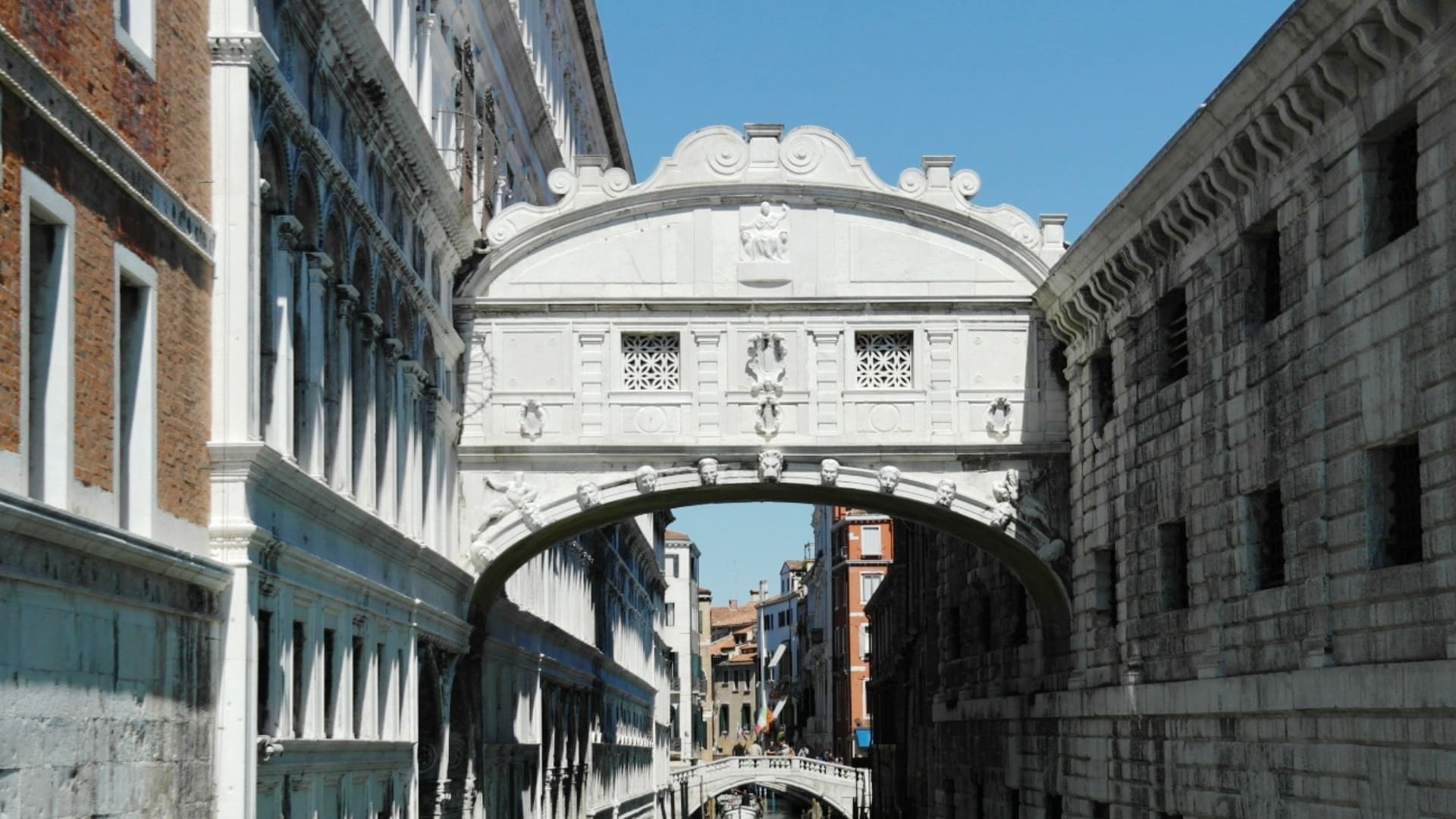 Den Dogenpalast und die Seufzerbrücke in Venedig erkunden, 1920x1080 Full HD Desktop