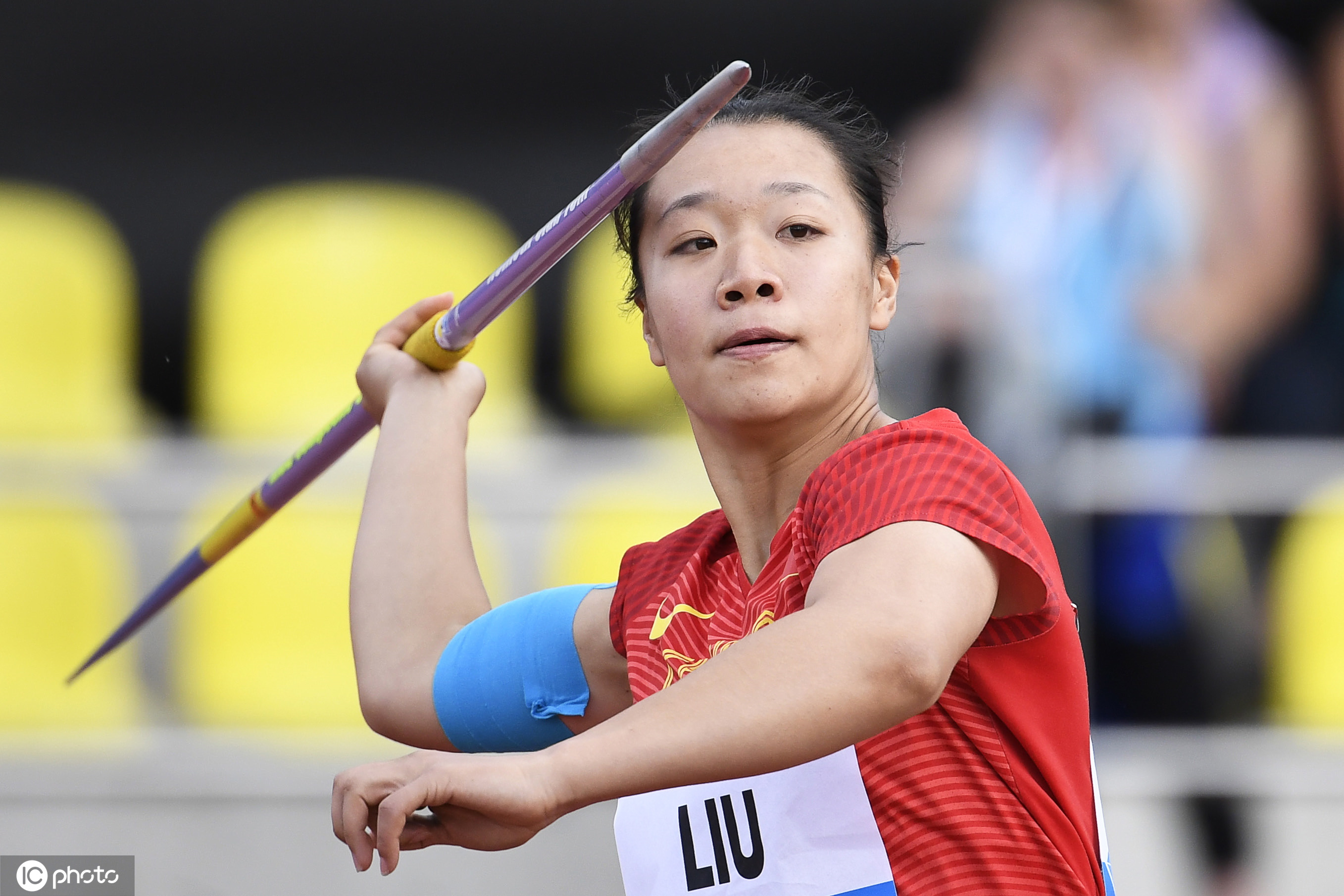 Liu Shiying, Chinese javelin thrower, Gold medal winner, Chinese athlete, 2720x1810 HD Desktop