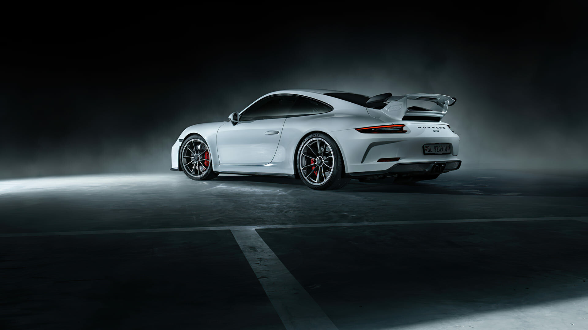 Porsche 911: GT3, The Type 997 GT2 was launched during the 62nd Frankfurt Motor Show. 1920x1080 Full HD Wallpaper.