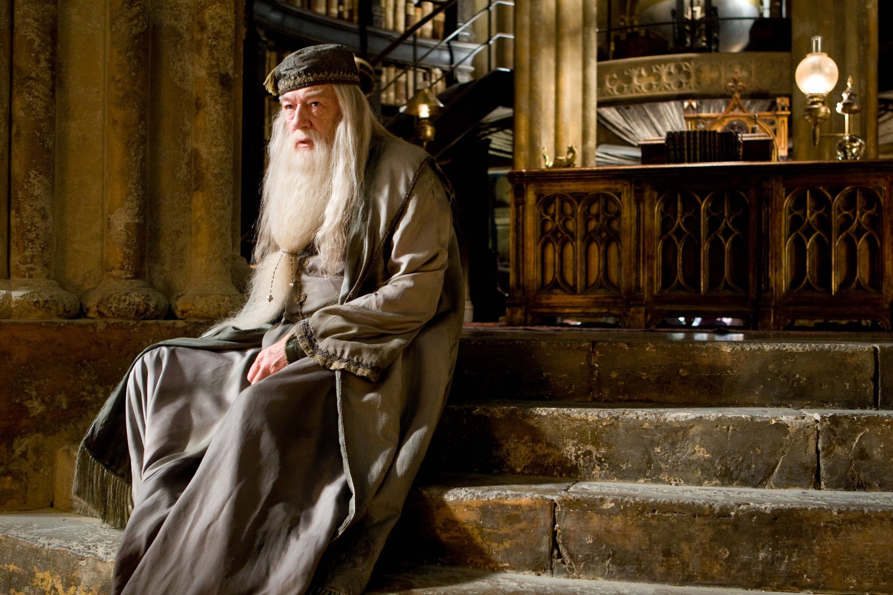 Dumbledore: The greatest Hogwarts Headmaster, Michael Gambon. 3000x2000 HD Background.