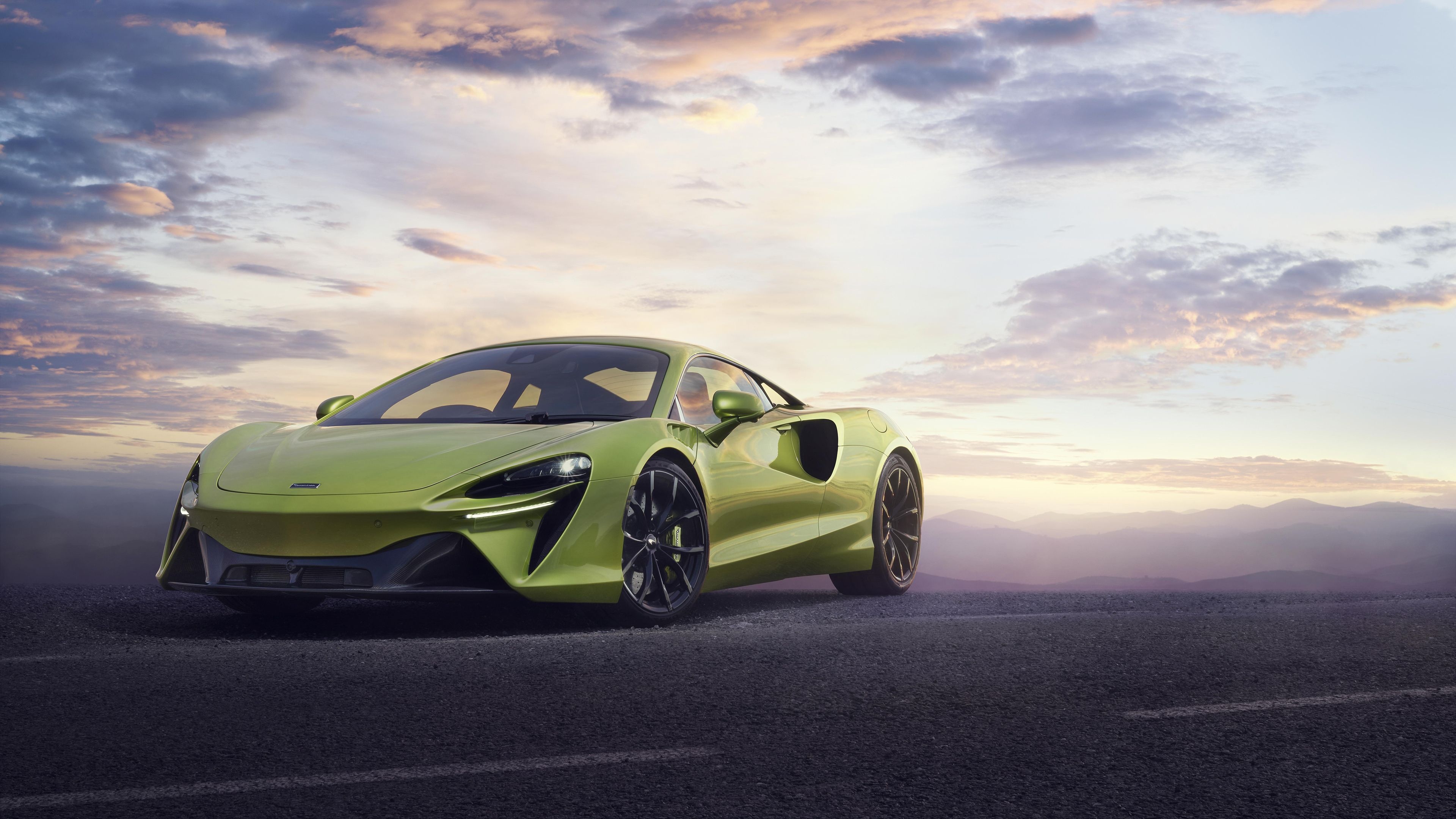 McLaren Artura, 2022 model, High-performance vehicle, Sleek aesthetics, 3840x2160 4K Desktop