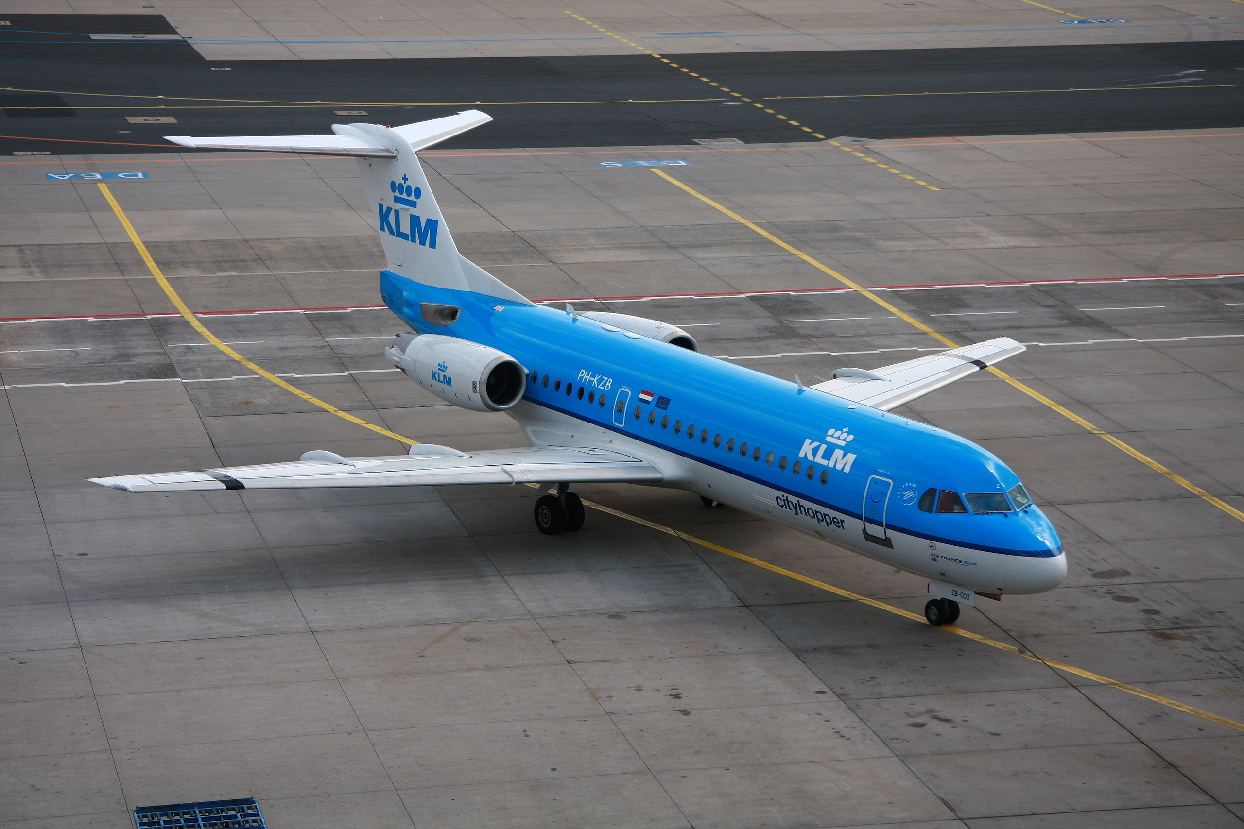 Fokker 70, Last year of KLM Cityhopper, Real world aviation, Infinite flight community, 2560x1710 HD Desktop
