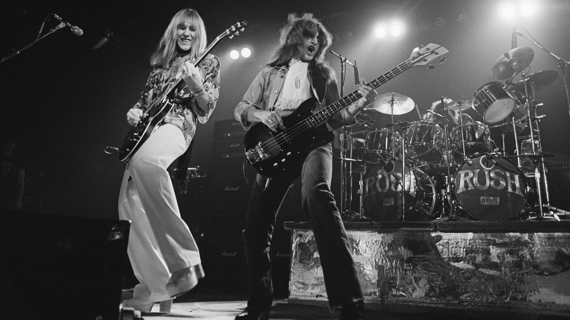Alex Lifeson Wallpapers posted by Ethan Thompson 2000x1130