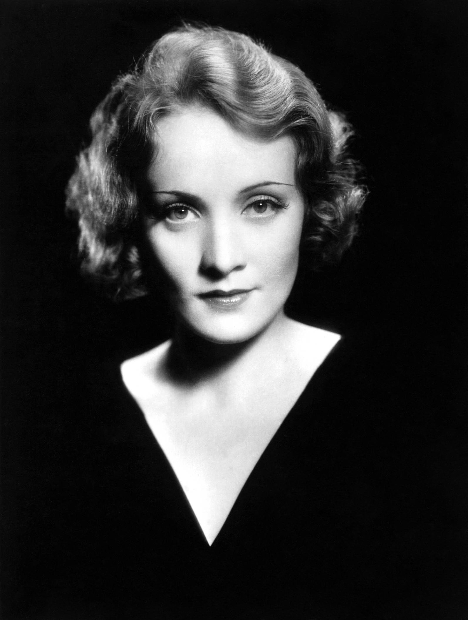 Marlene Dietrich, Top backgrounds, Timeless beauty, Iconic actress, 1600x2120 HD Phone
