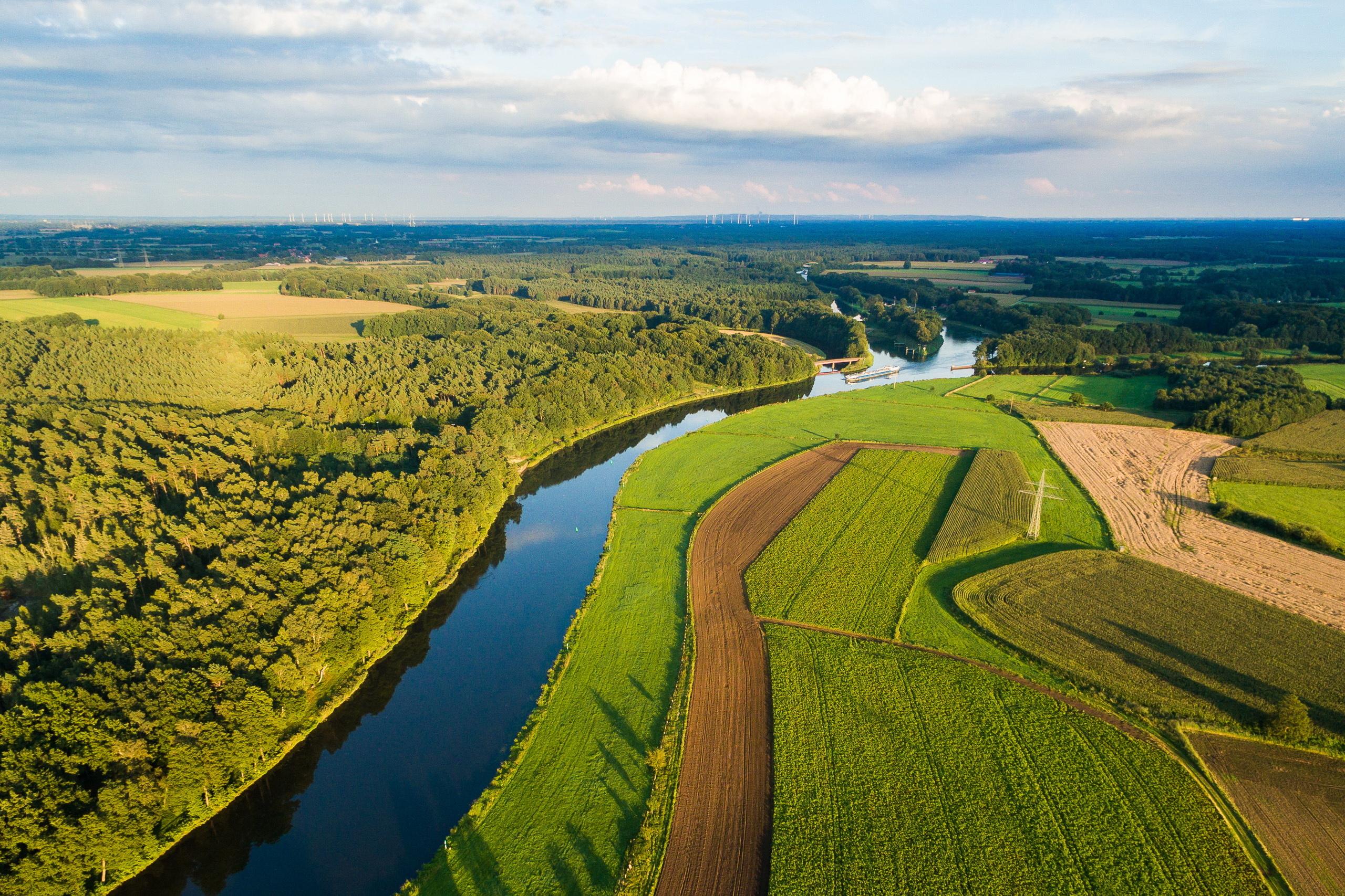 Saskatchewan River, Lingen Ems, German river, Scenic beauty, 2560x1710 HD Desktop