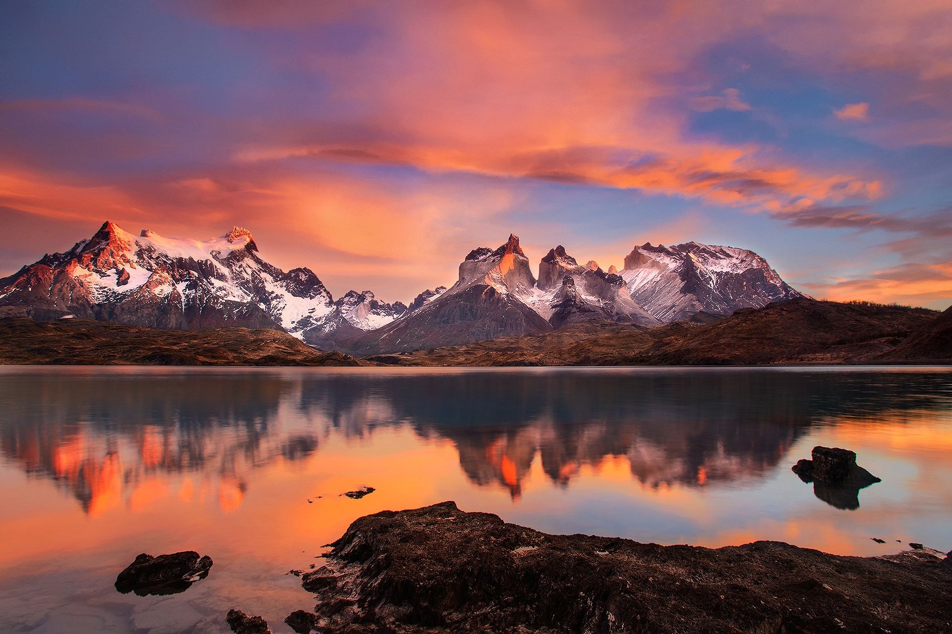 Torres del Paine National Park, Beautiful sunset, 1920x1280 HD Desktop