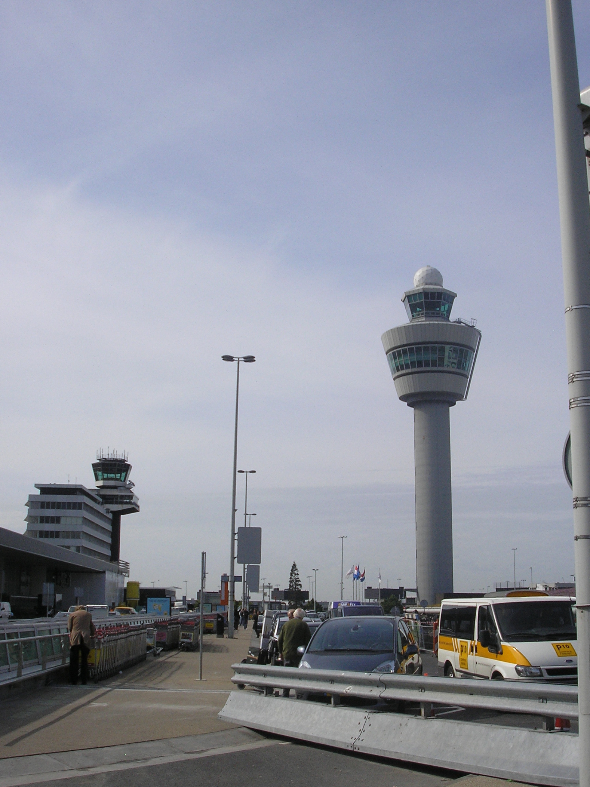 Amsterdam-Schiphol Airport, Haarlemmermeer, Netherlands, EHAM Photo, 1920x2560 HD Phone