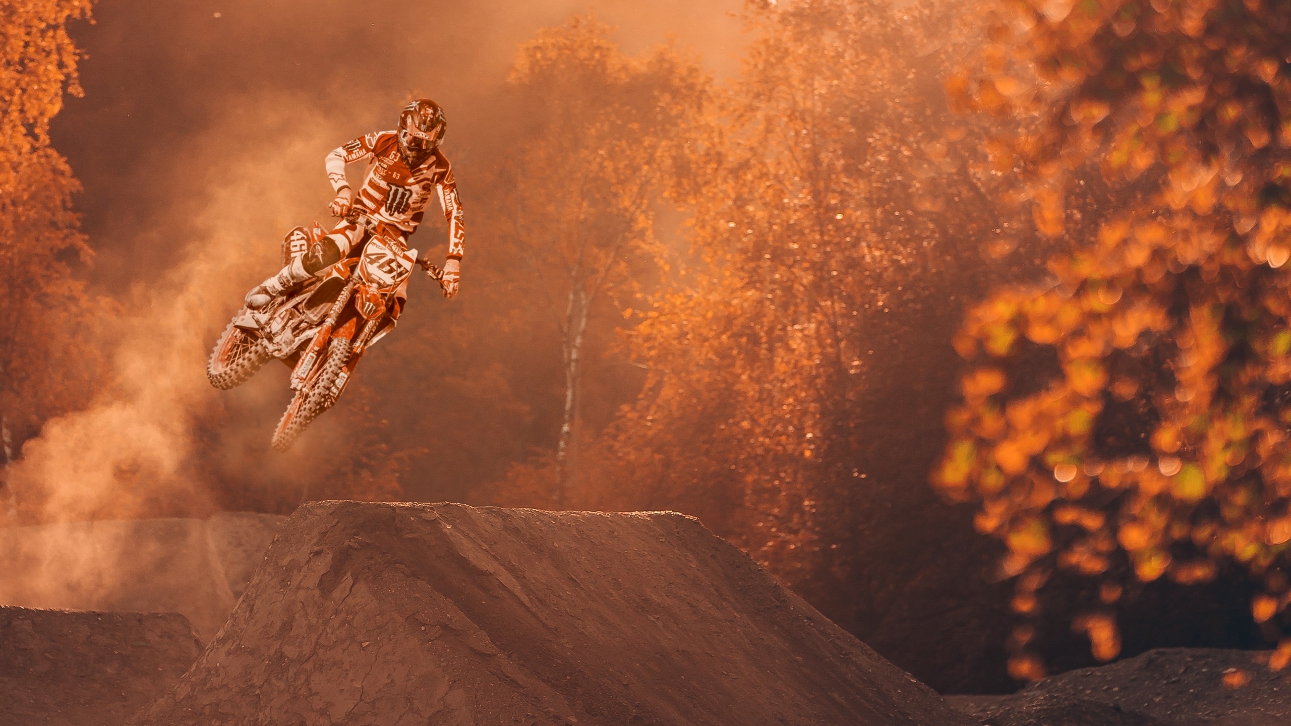 Dirt Bike, Extreme sports, Motorcycle stunts, Vibrant 1440p resolution, 2560x1440 HD Desktop
