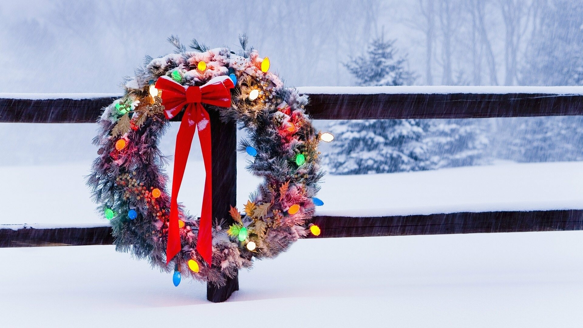 Christmas wreath fence, Festive background, Joyful holiday, Seasonal decorations, 1920x1080 Full HD Desktop