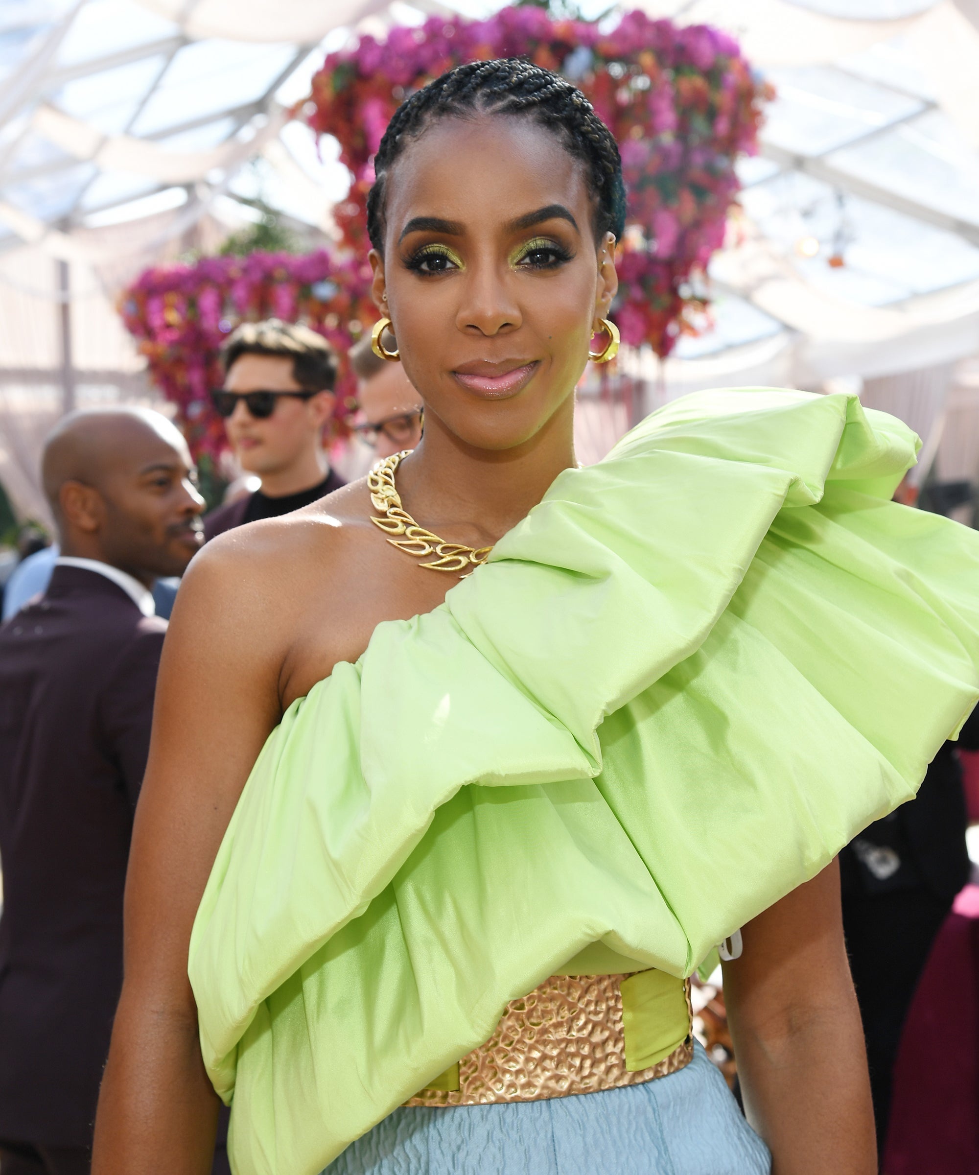 Kelly Rowland, Second child, Pregnancy news, Growing family, 2000x2400 HD Phone