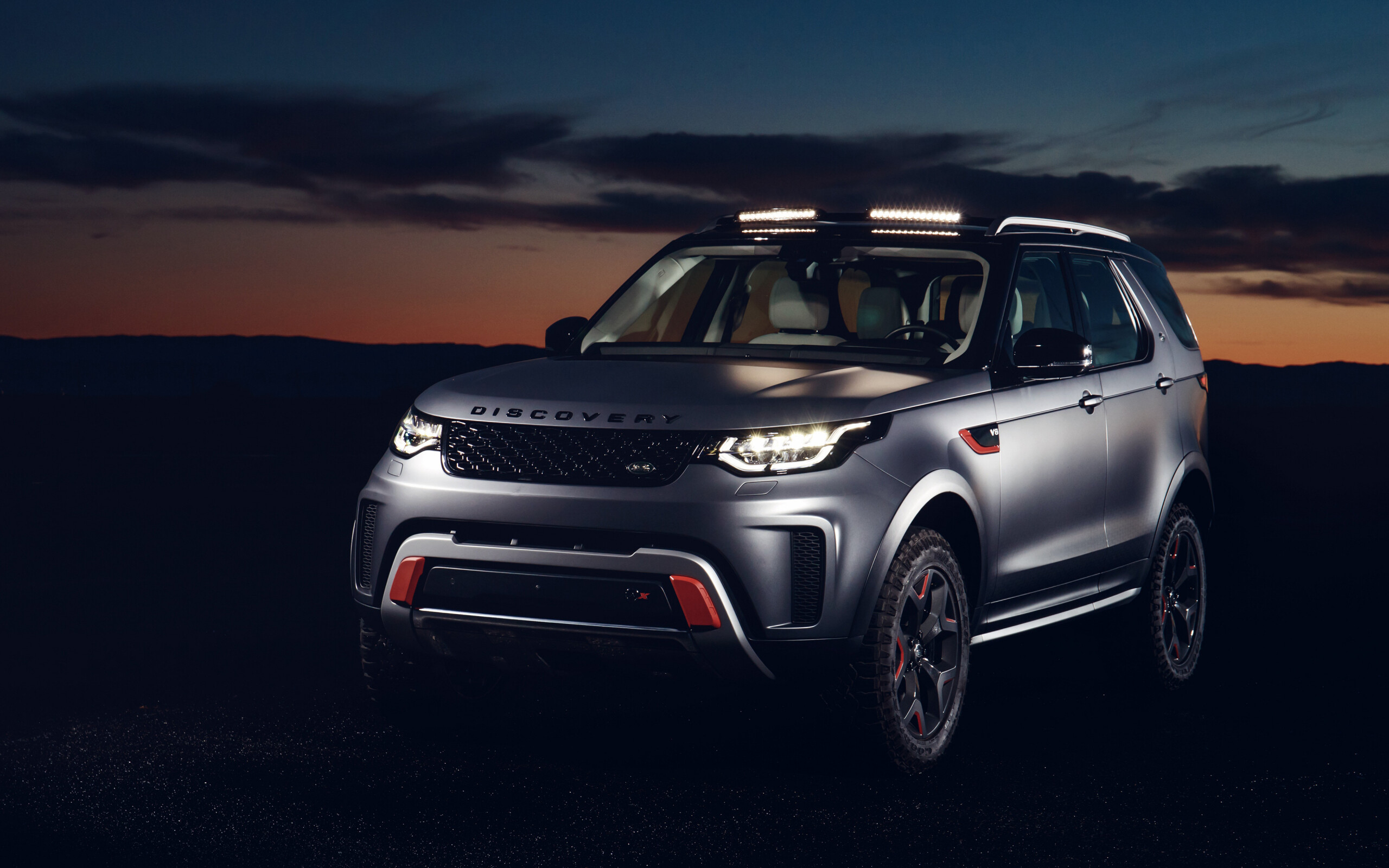 Land Rover: 2018 Discovery SVX, SUV car, Mid-size luxury crossover. 2560x1600 HD Background.