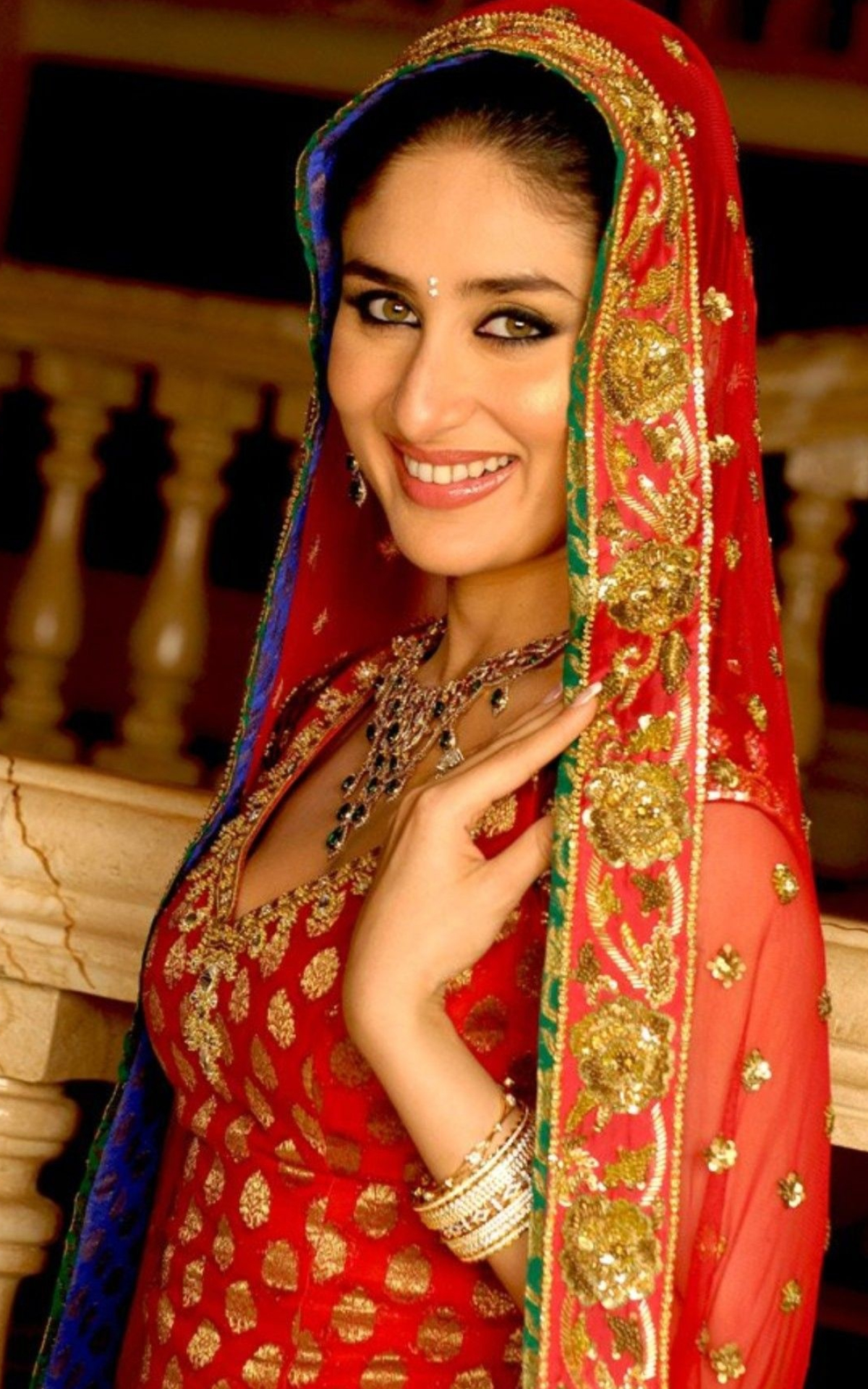 Kareena Kapoor Bollywood, Bridal Indian Bollywood, Actress Kareena Kapoor, 1200x1920 HD Handy