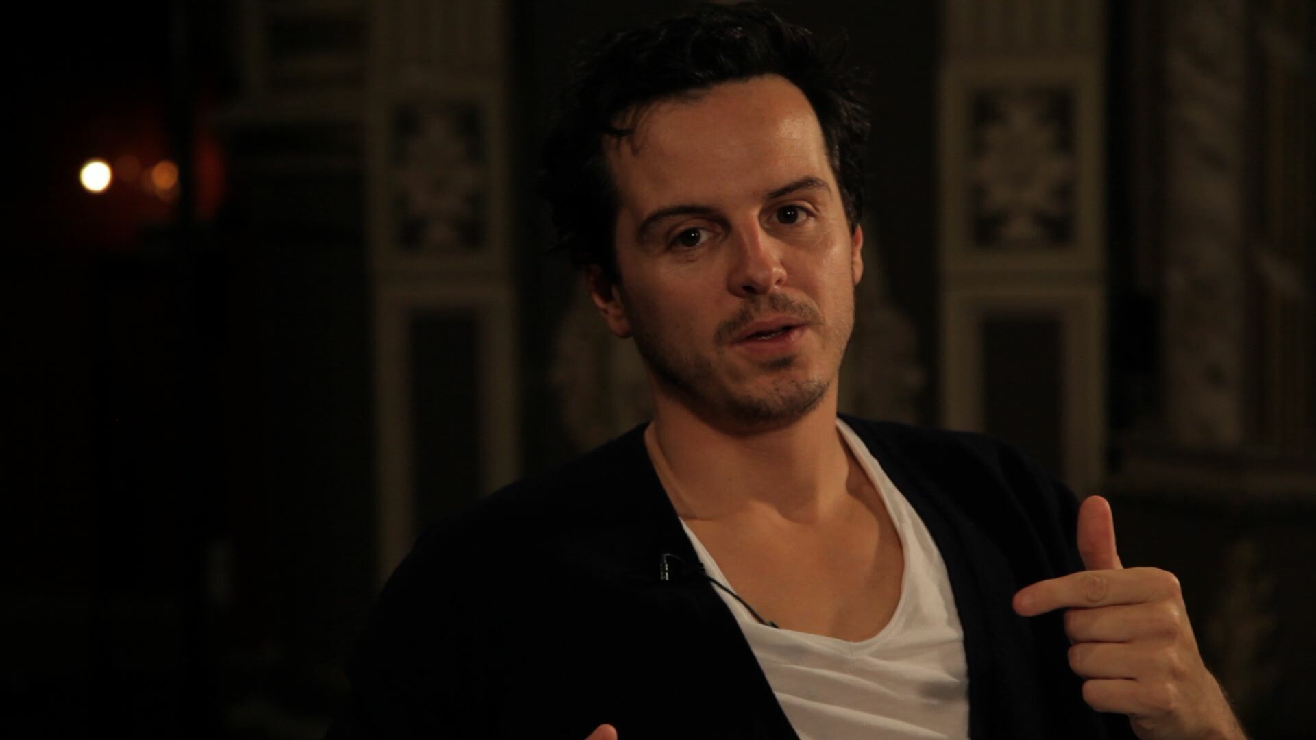 Fleabag (TV Series): Andrew Scott as the priest marrying Godmother and Dad. 1920x1080 Full HD Background.
