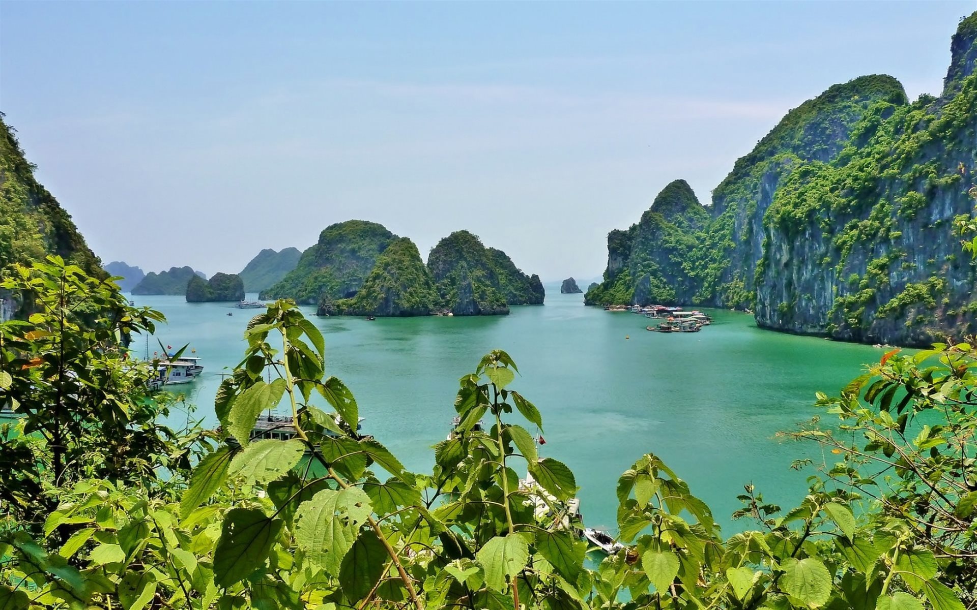 Halong Bay, Vietnam, Nature's beauty, Desktop wallpaper, 1920x1200 HD Desktop