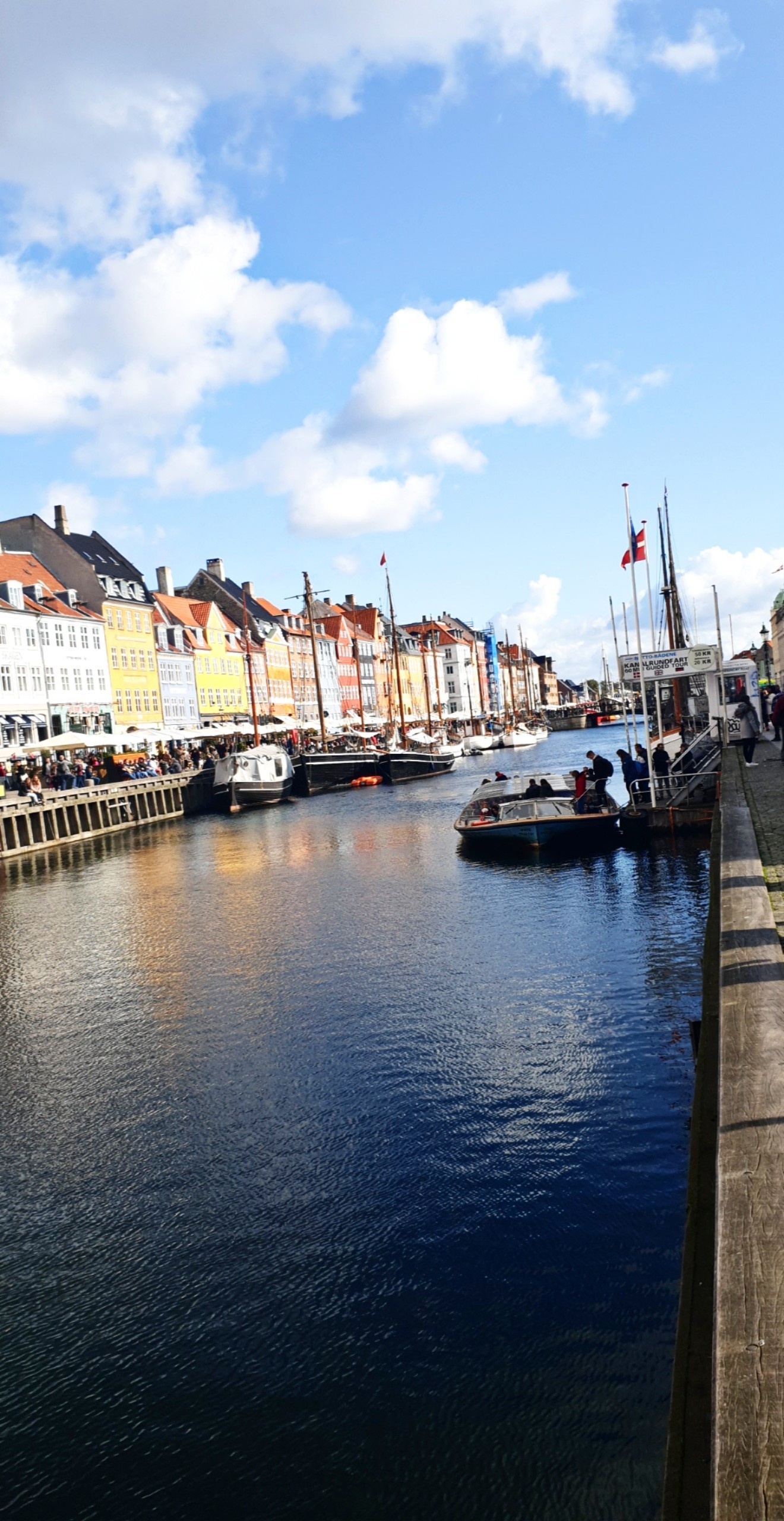 Verträumtes Nyhavn in einem Foto festgehalten, 1320x2560 HD Handy