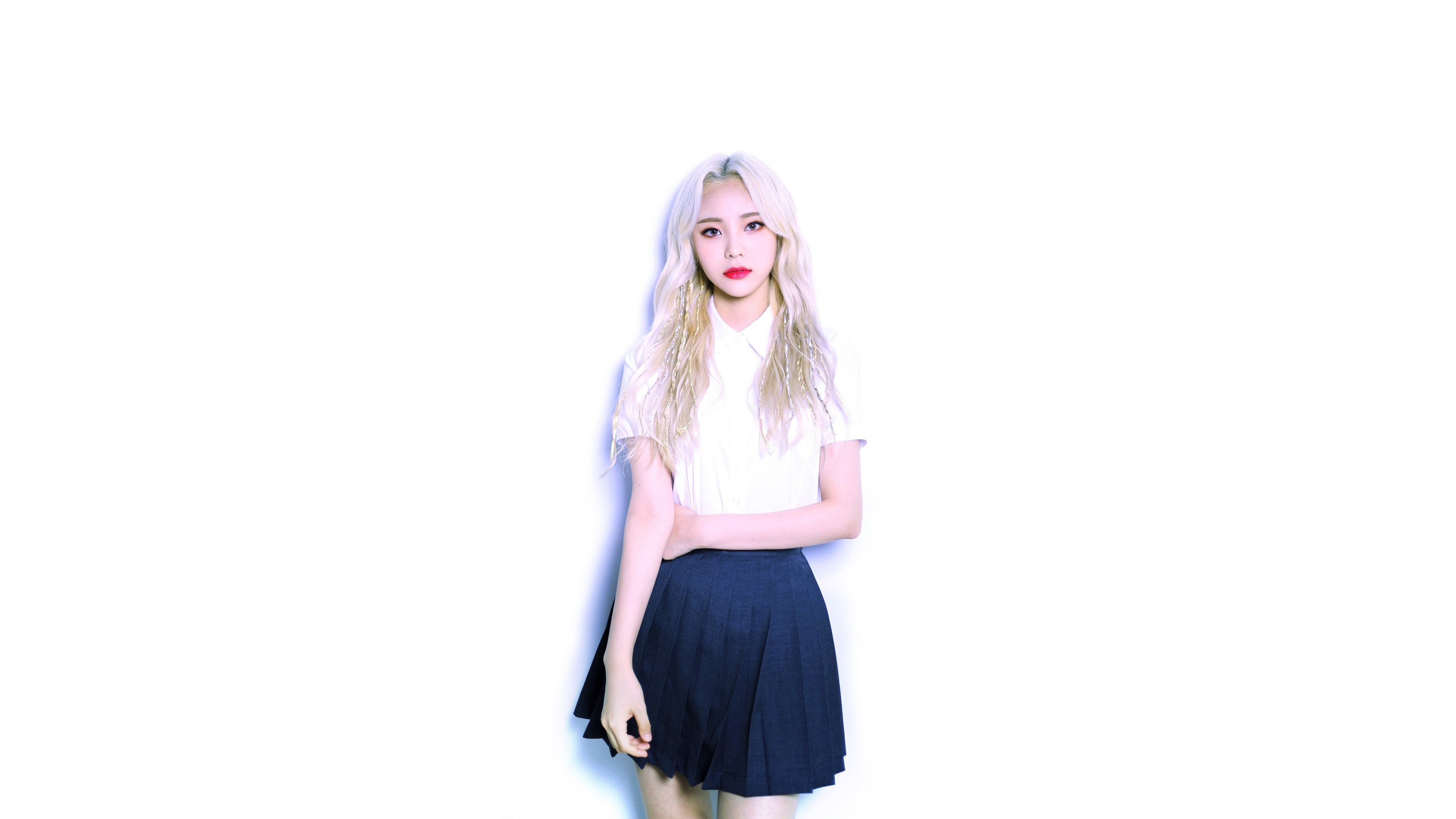 LOONA, K-pop group, Loona Jinsoul blonde, South Korean girl, 3840x2160 4K Desktop