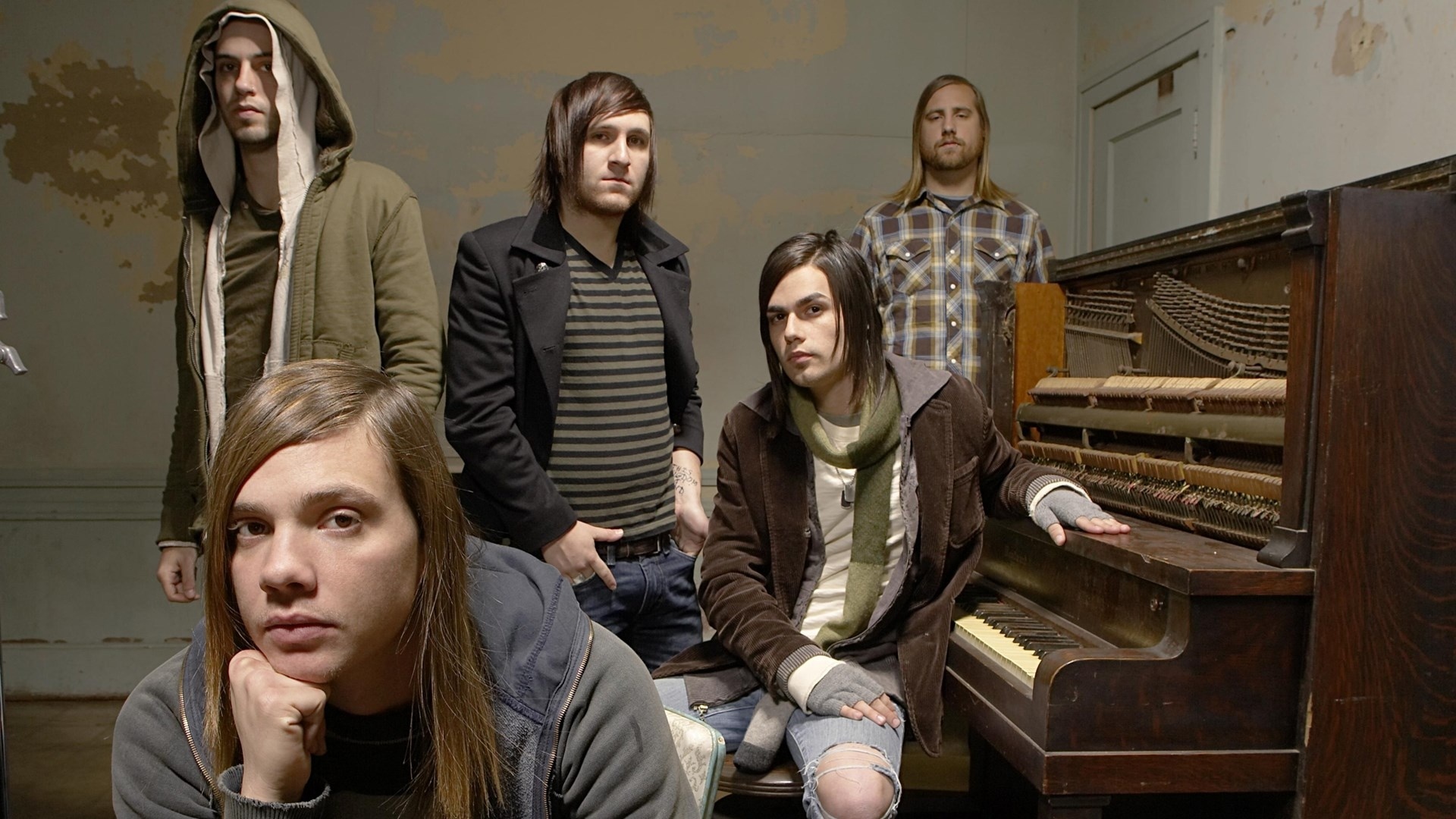 The Red Jumpsuit Apparatus, Band performance, Piano room, Light ambiance, 1920x1080 Full HD Desktop