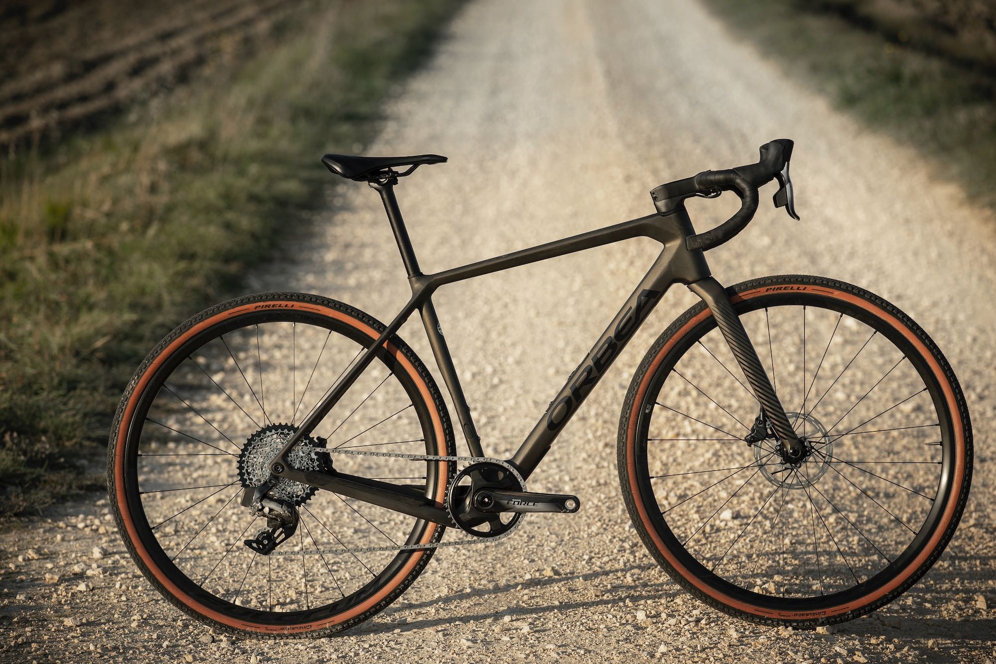 Orbea, Terra gravel bike, New geometry, Loads of versatility, 2000x1340 HD Desktop