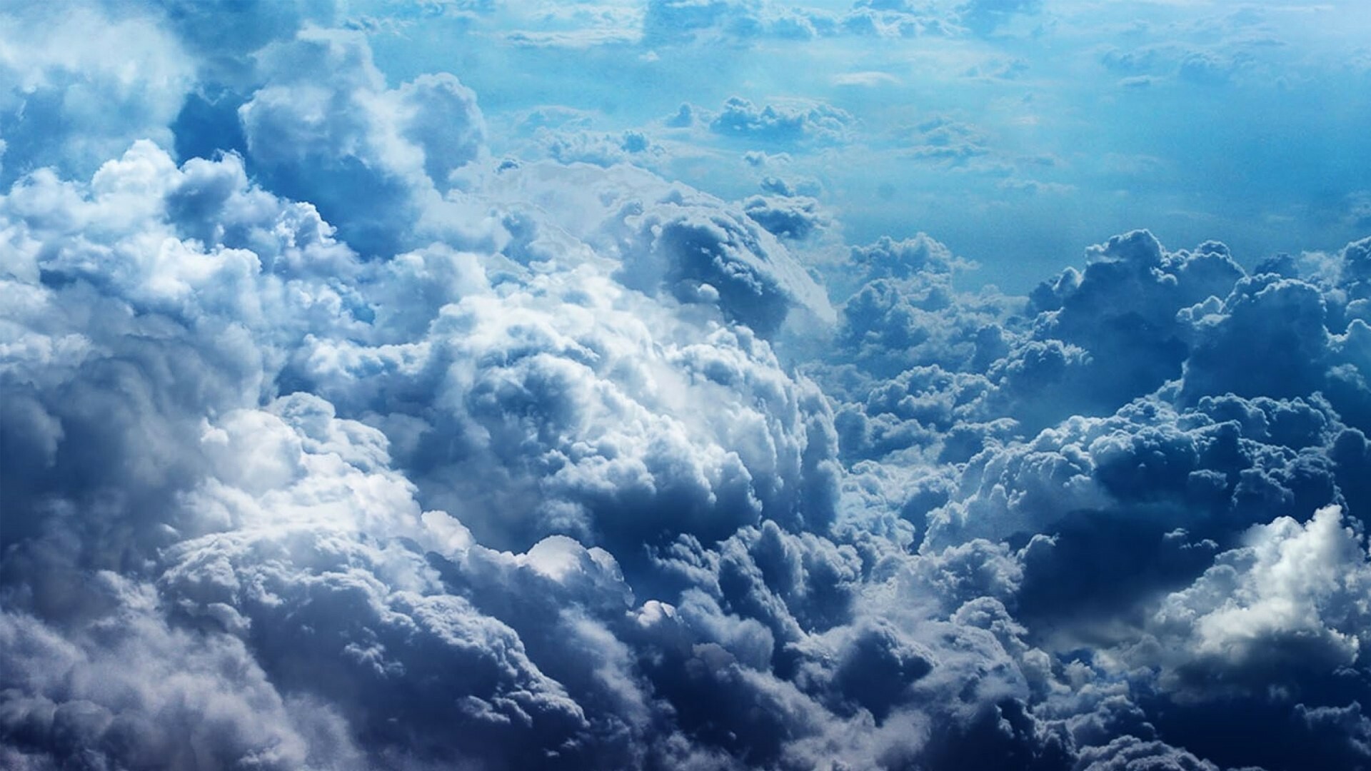 Clouds: Stratiformis species occur in extensive sheets where there is only minimal convective activity. 1920x1080 Full HD Wallpaper.