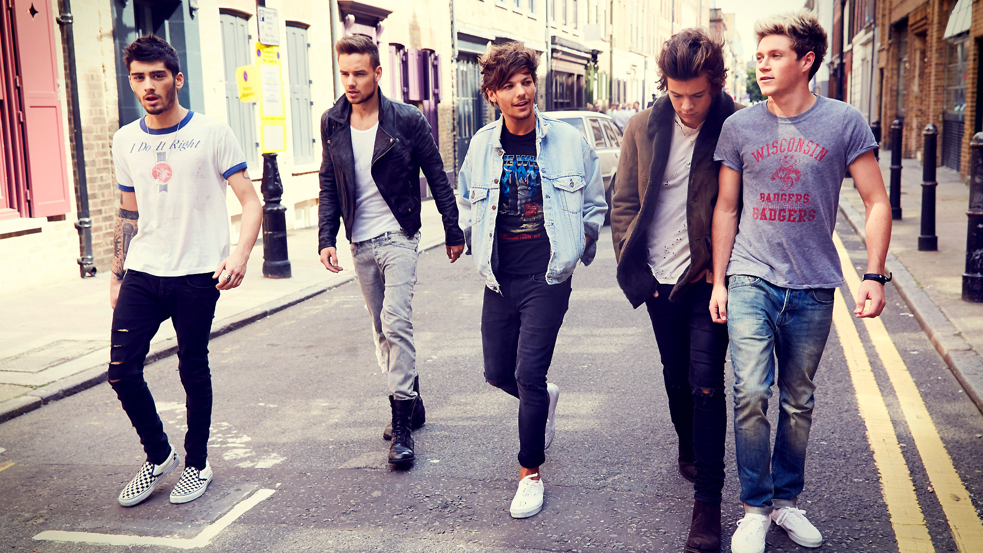 One Direction (Band): A total of 70 million records sold worldwide, 200 awards. 1920x1080 Full HD Background.