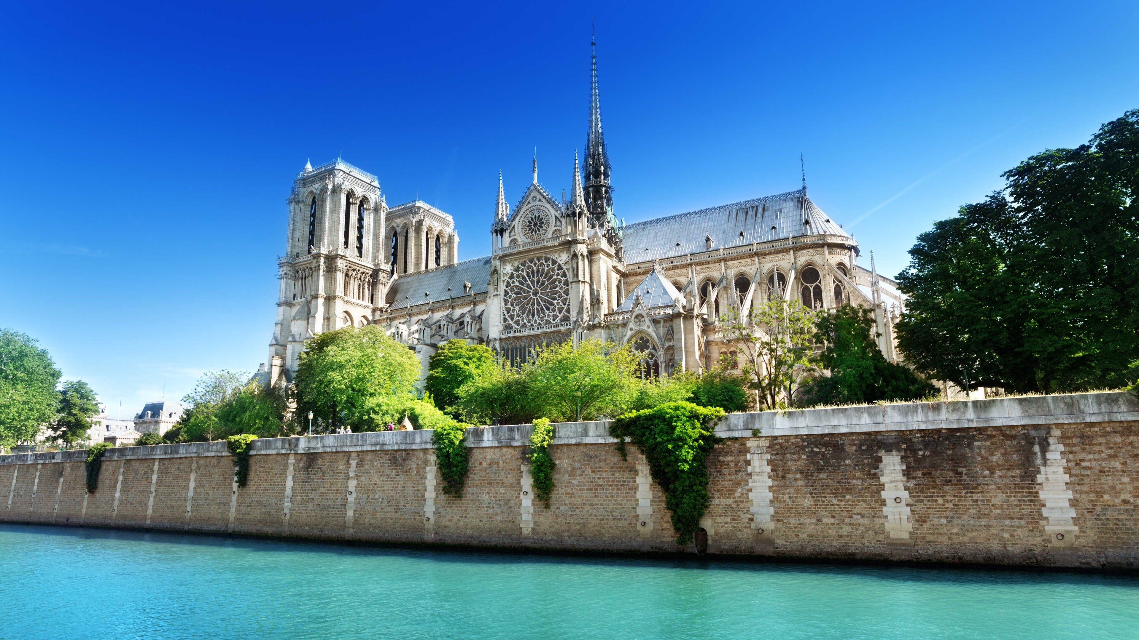 Notre-Dame Cathedral, Travels, Captivating imagery, Stunning wallpapers, 3840x2160 4K Desktop
