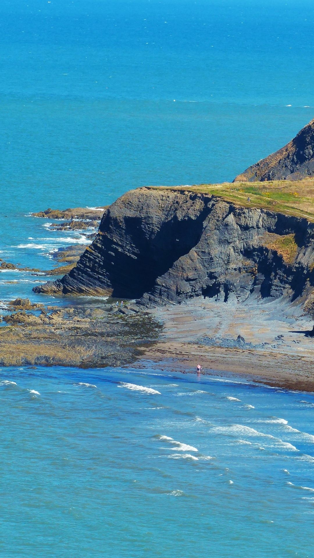 Wales, Clarach bay hill, Bay waves, Beautiful islands, 1080x1920 Full HD Phone