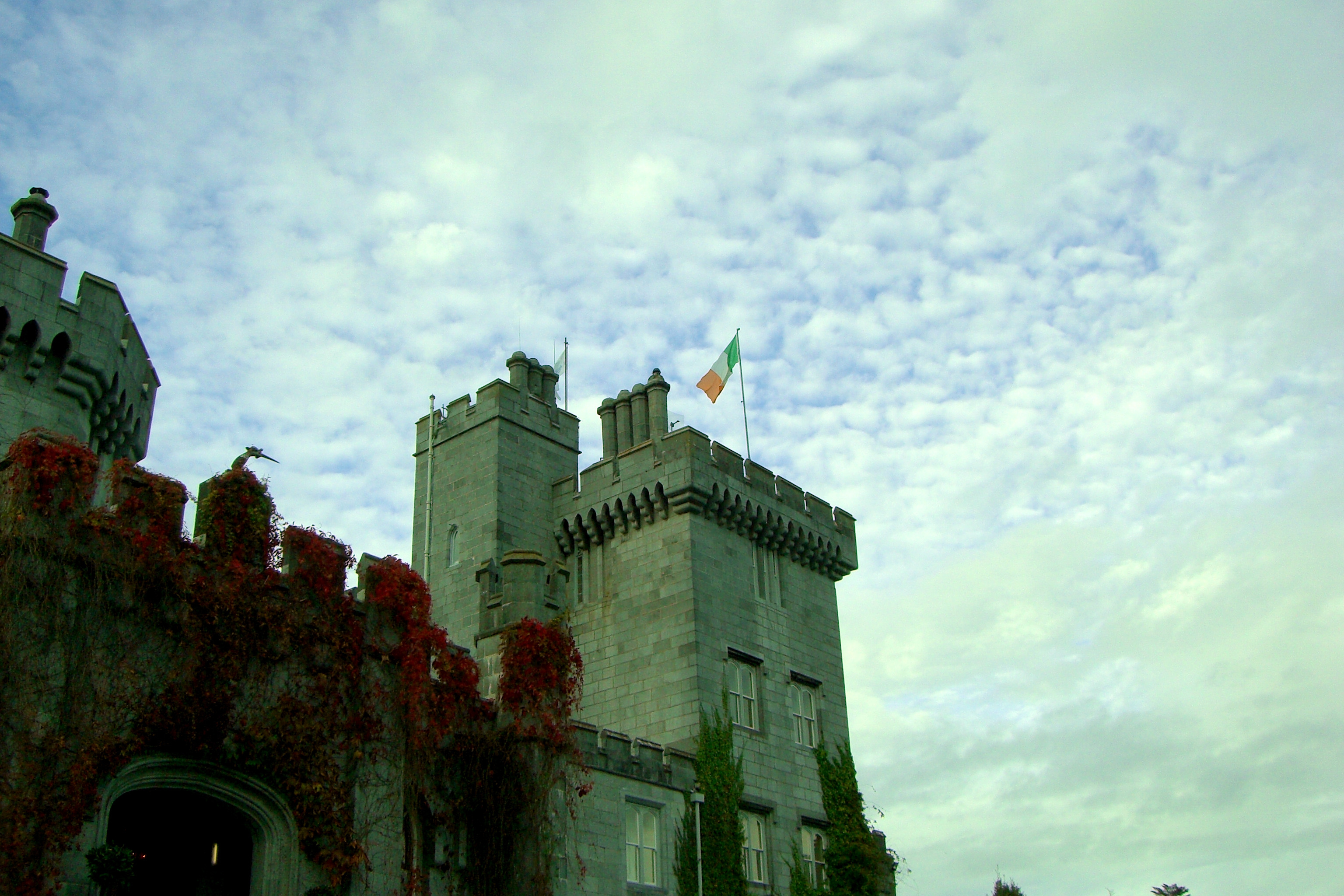 Irish Castle, Free download, Archaic castle, Beautiful clouds, 3080x2050 HD Desktop
