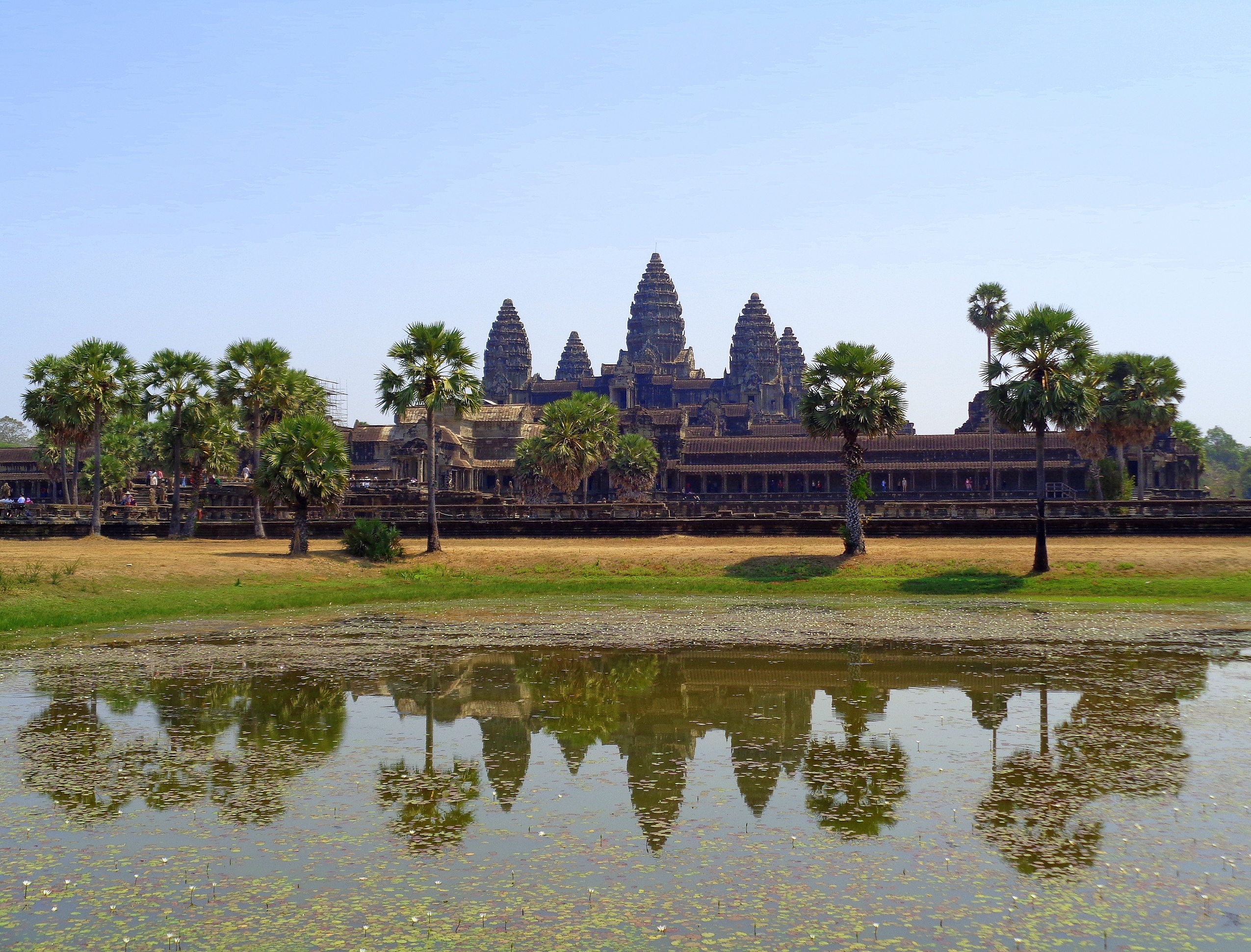 Angkor Wat, Architectural marvel, Cambodian history, Divine temple complex, 2550x1950 HD Desktop