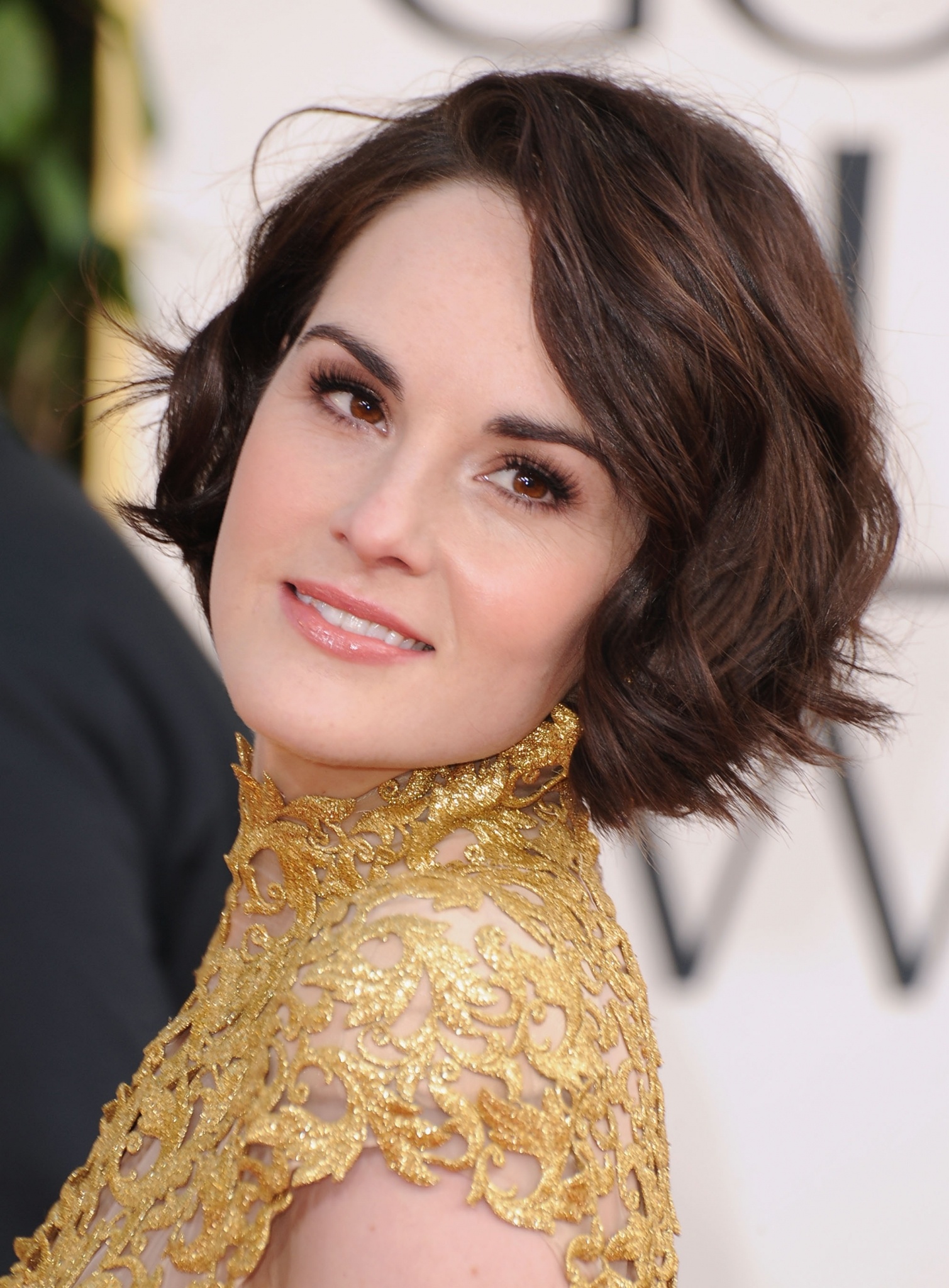 Michelle Dockery: The Annual 70th Golden Globes award ceremony red carpet. 1510x2050 HD Wallpaper.