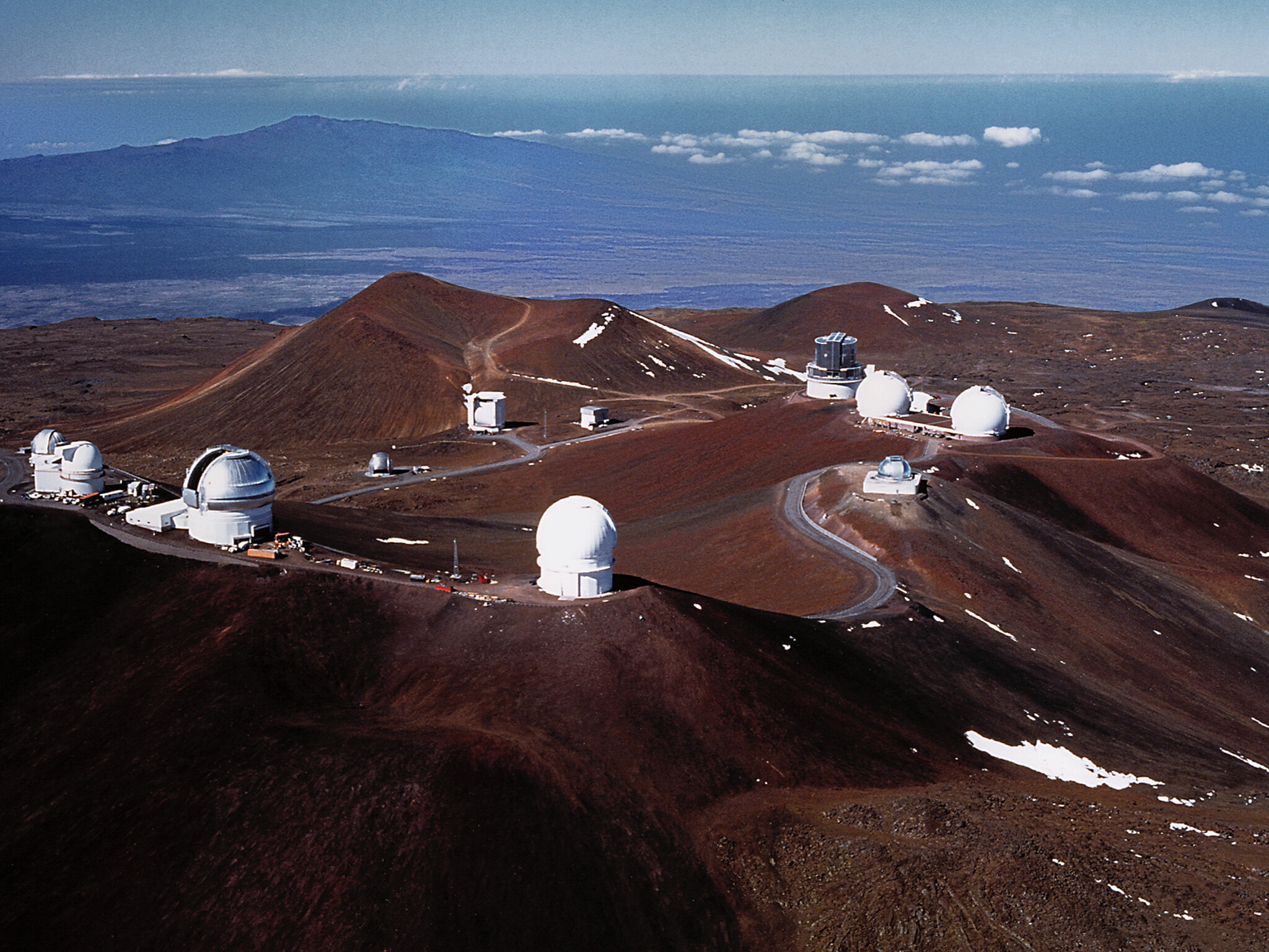 Mauna Kea Observatories, Star-gazing wonder, Celestial research, Astronomical marvel, 2050x1540 HD Desktop