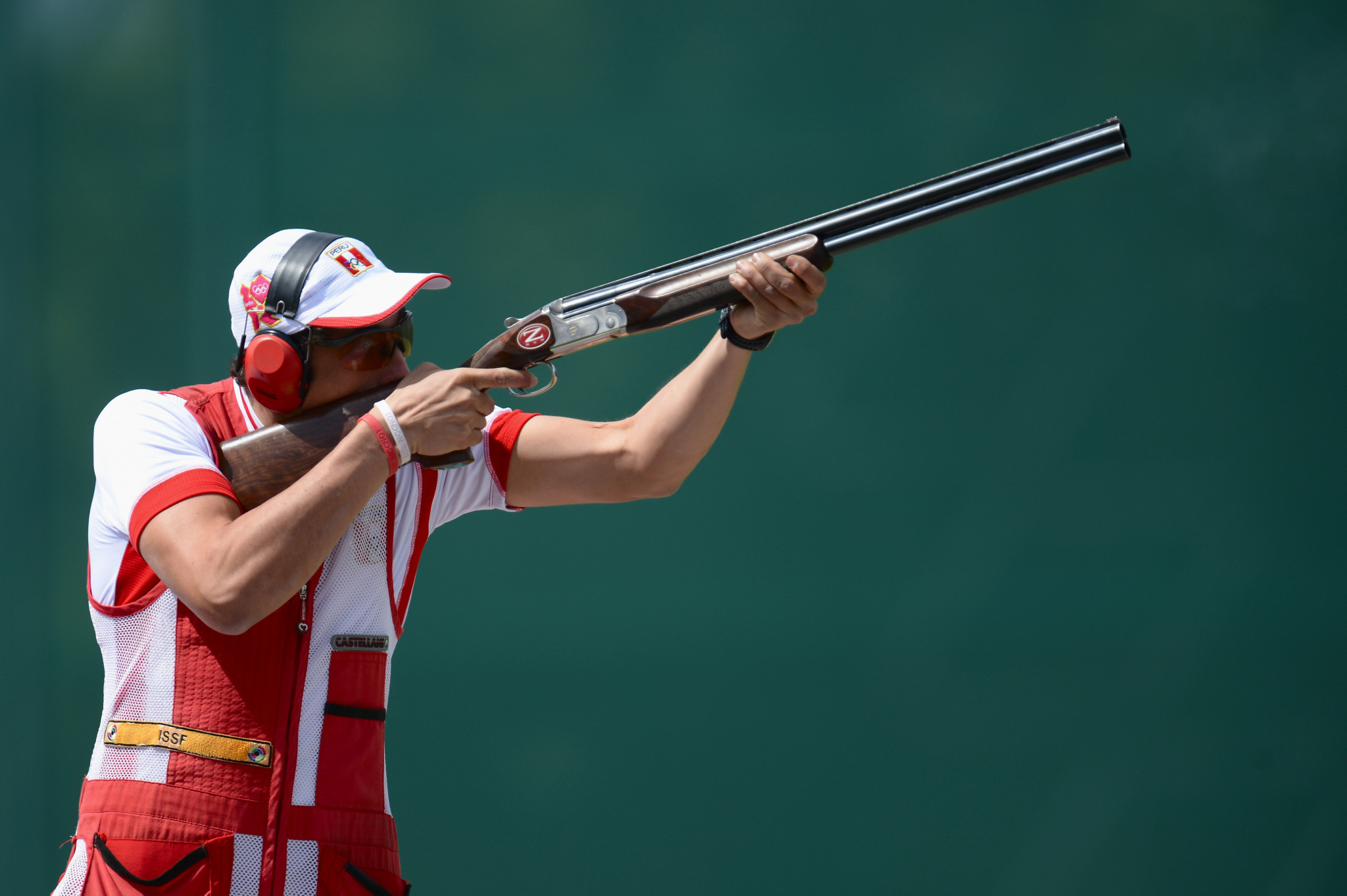 Skeet Shooting: Nicolas Pacheco Espinosa, A Peruvian sport shooter, ISSF Shotgun World Cup in Lima participant. 2050x1370 HD Wallpaper.