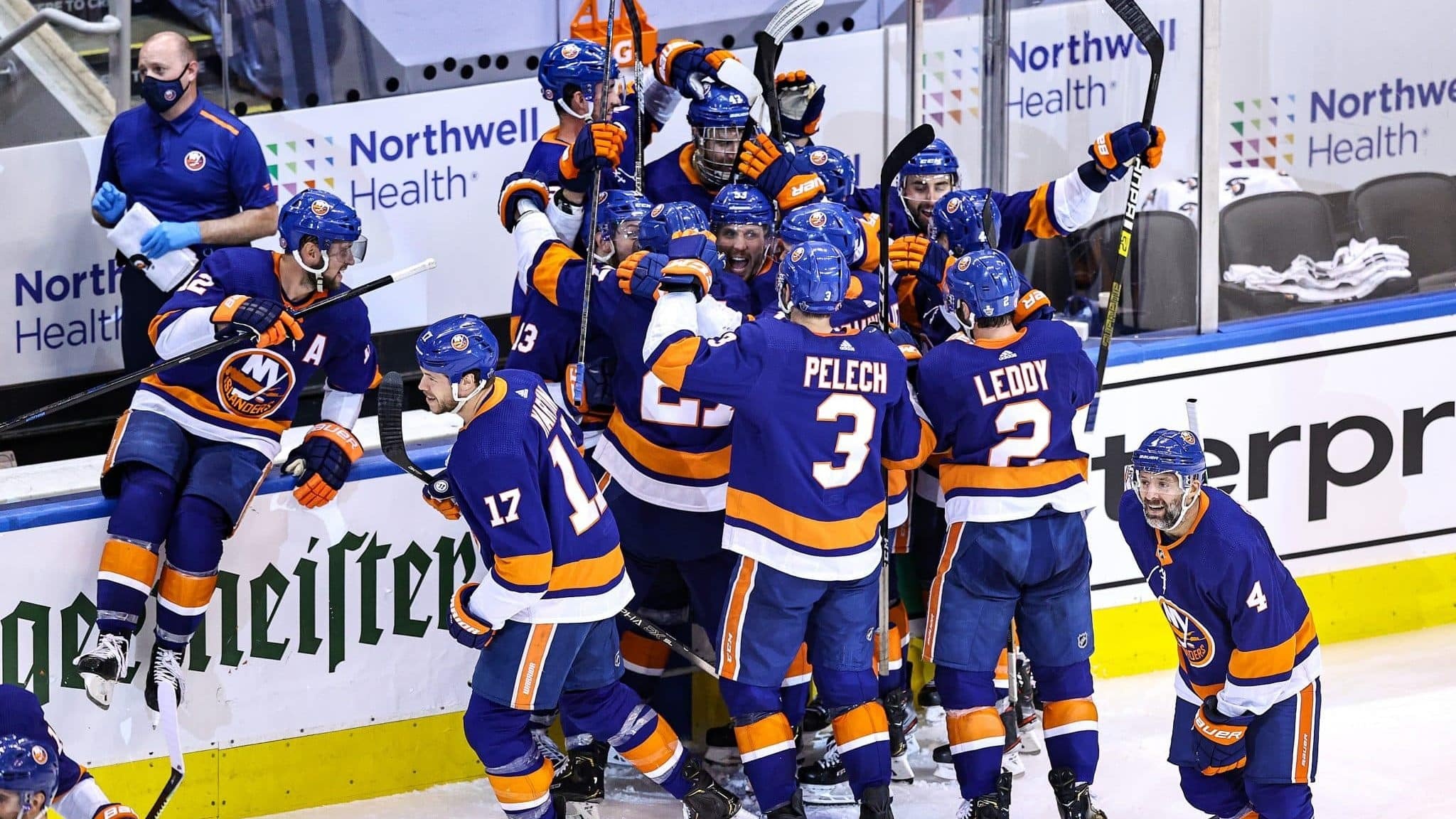 New York Islanders, Winning streak, Team performance, NHL predictions, 2050x1160 HD Desktop