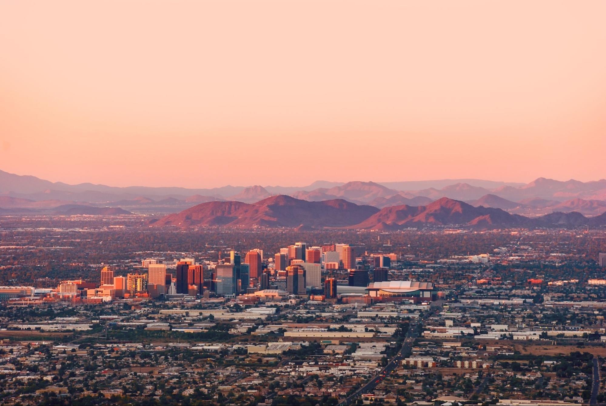 Phoenix Skyline, Living in Phoenix, Pros and cons, Local insights, 2000x1340 HD Desktop