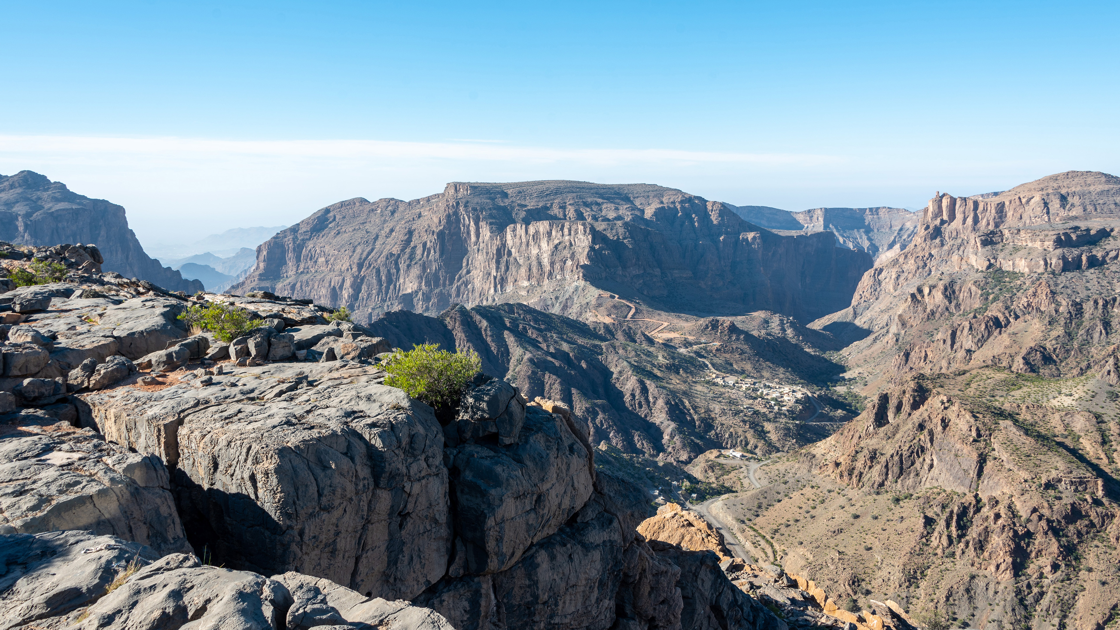 Oman: The 120th most populous country in the world, Bedrock. 3840x2160 4K Background.