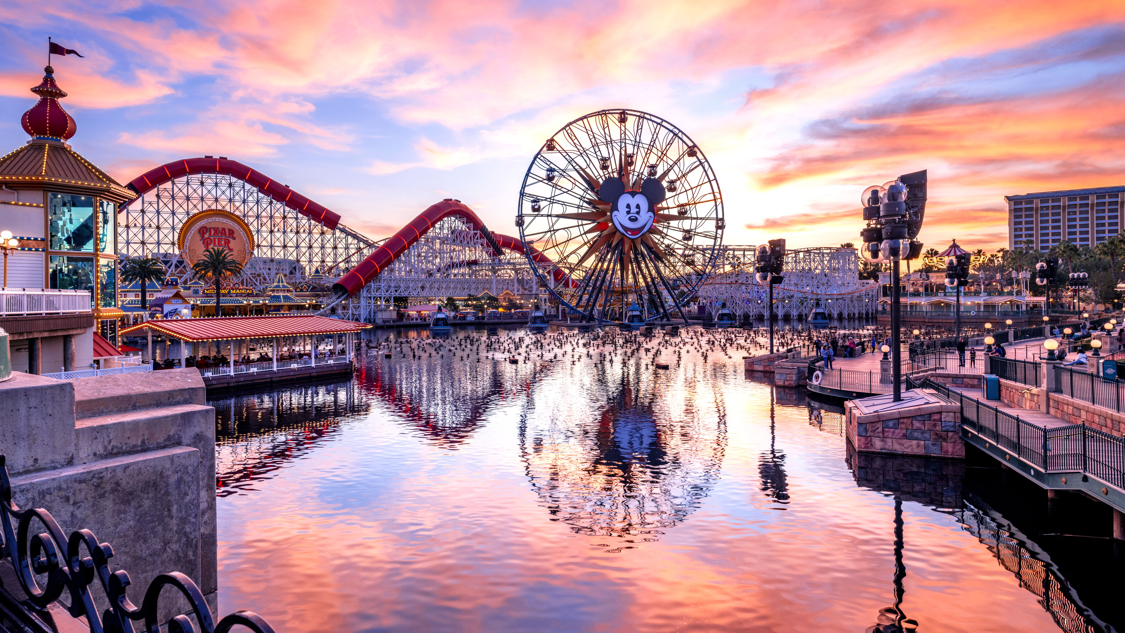 Amusement Park: Disneyland, An entertainment resort, Anaheim, California. 3840x2160 4K Wallpaper.