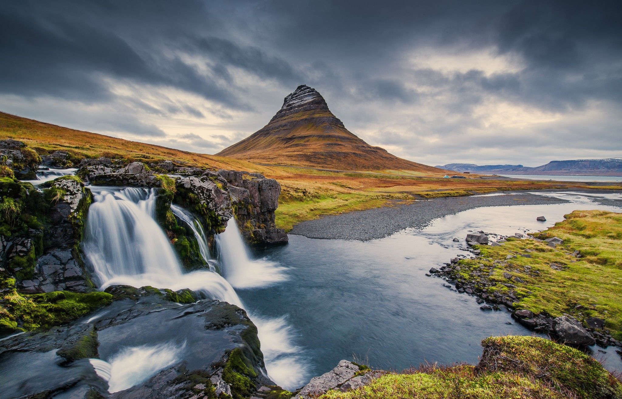 Kirkjufell, Cool Landscapes, Iceland, Waterfall, 2050x1320 HD Desktop