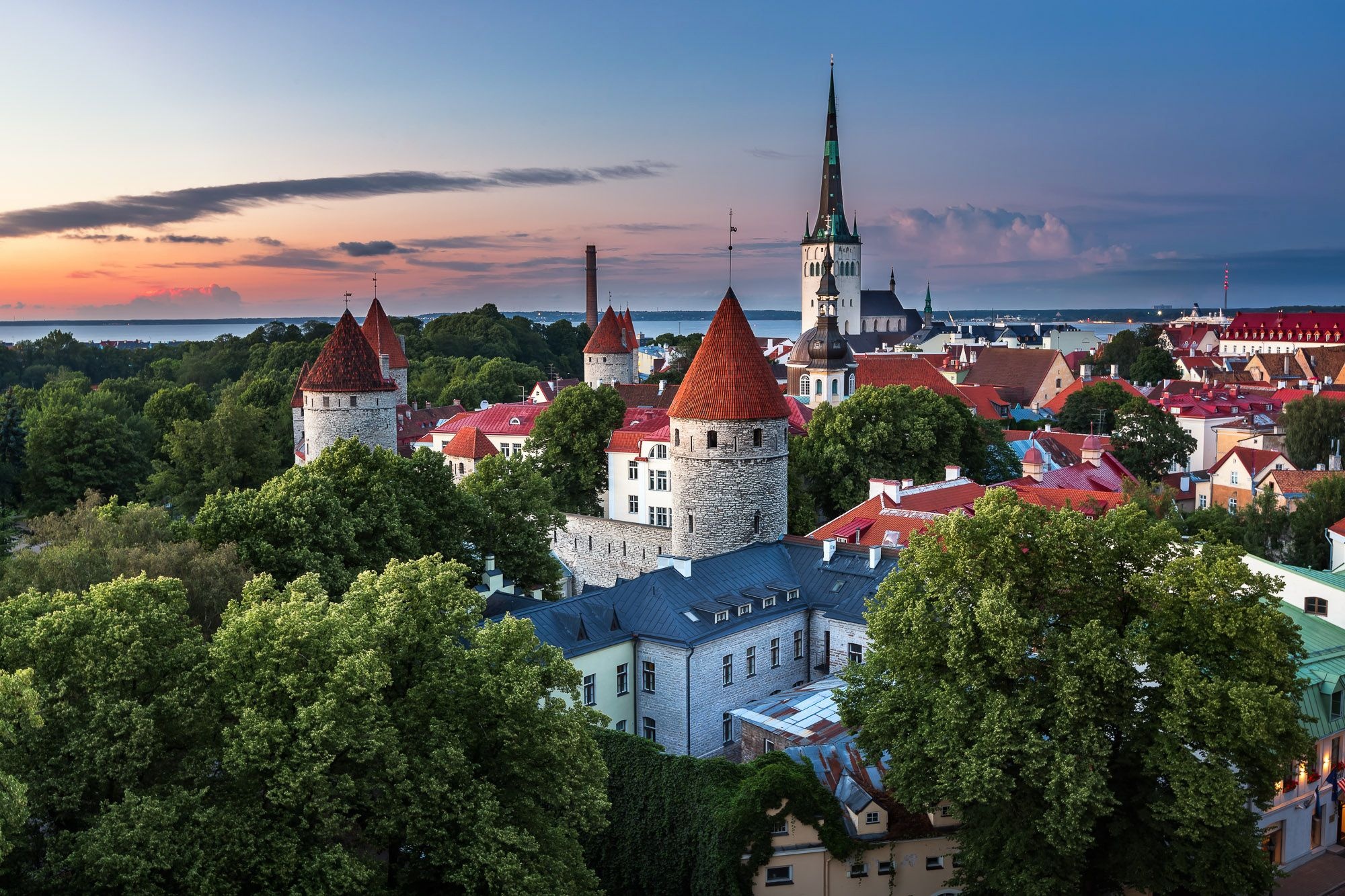 Tallinn, Estonia, Free wallpapers, Backgrounds, 2000x1340 HD Desktop